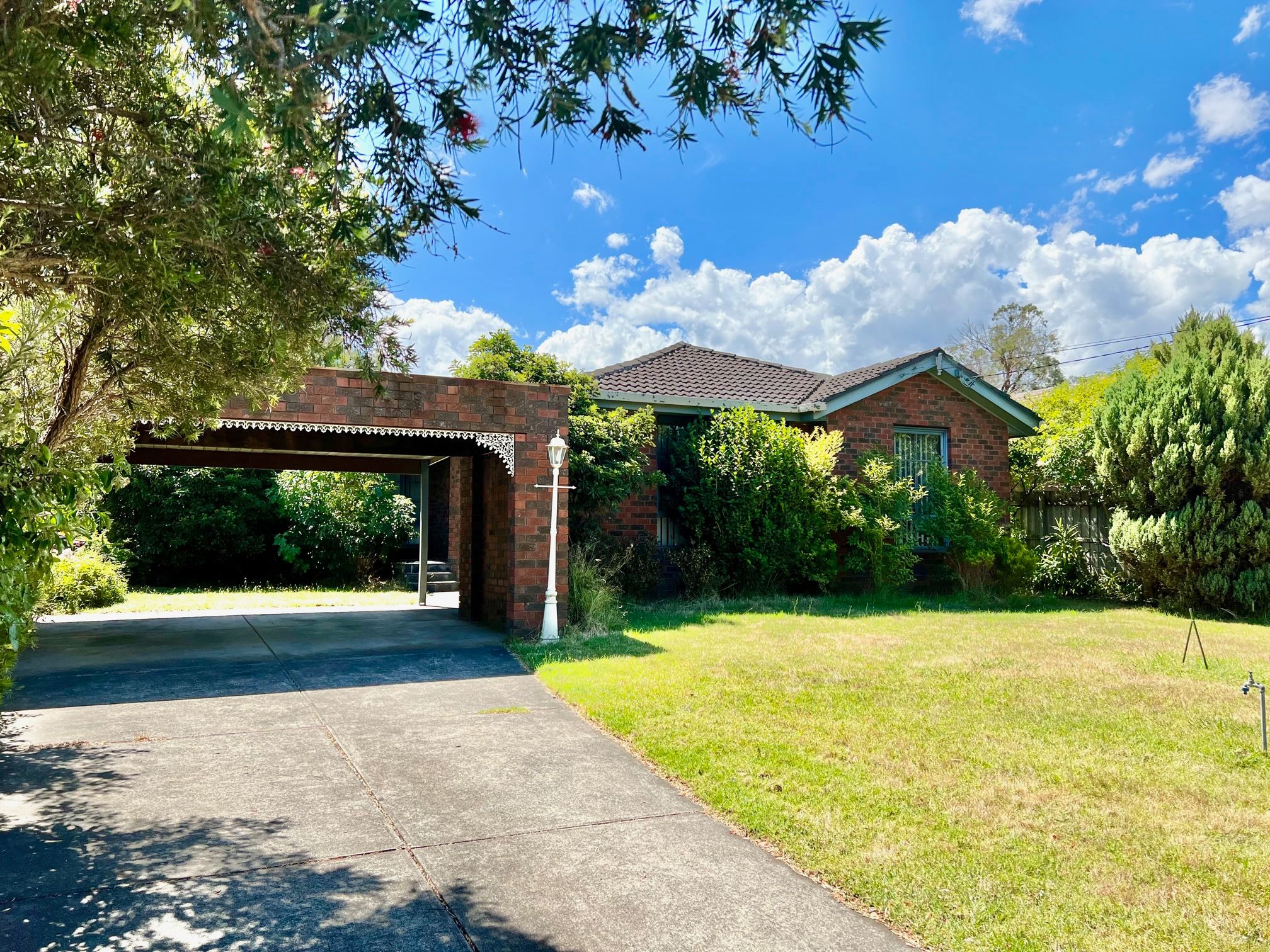 85 King Arthur Drive, Glen Waverley, VIC 3150