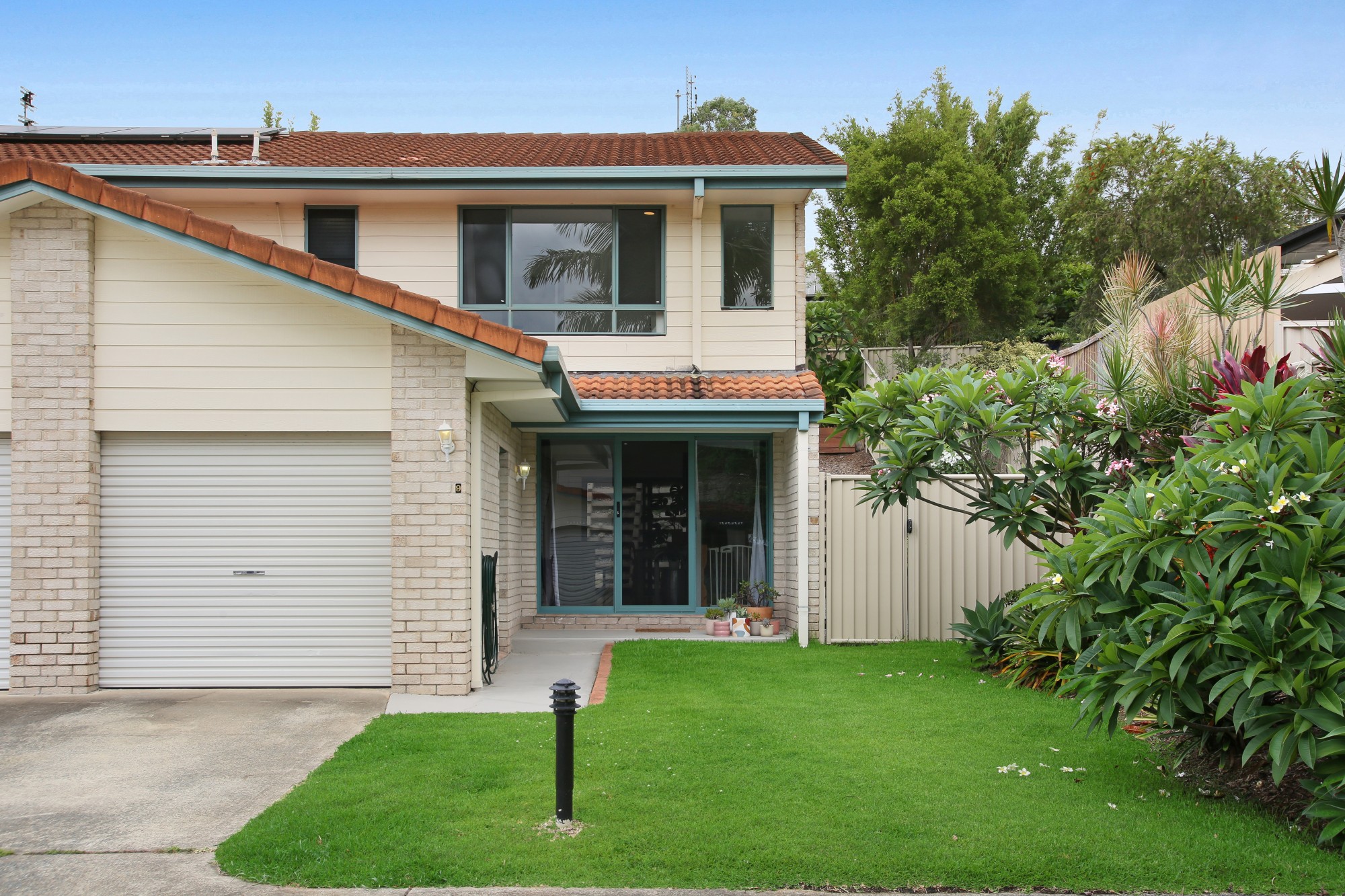 9/13 Cupania Place, Elanora, QLD 4221