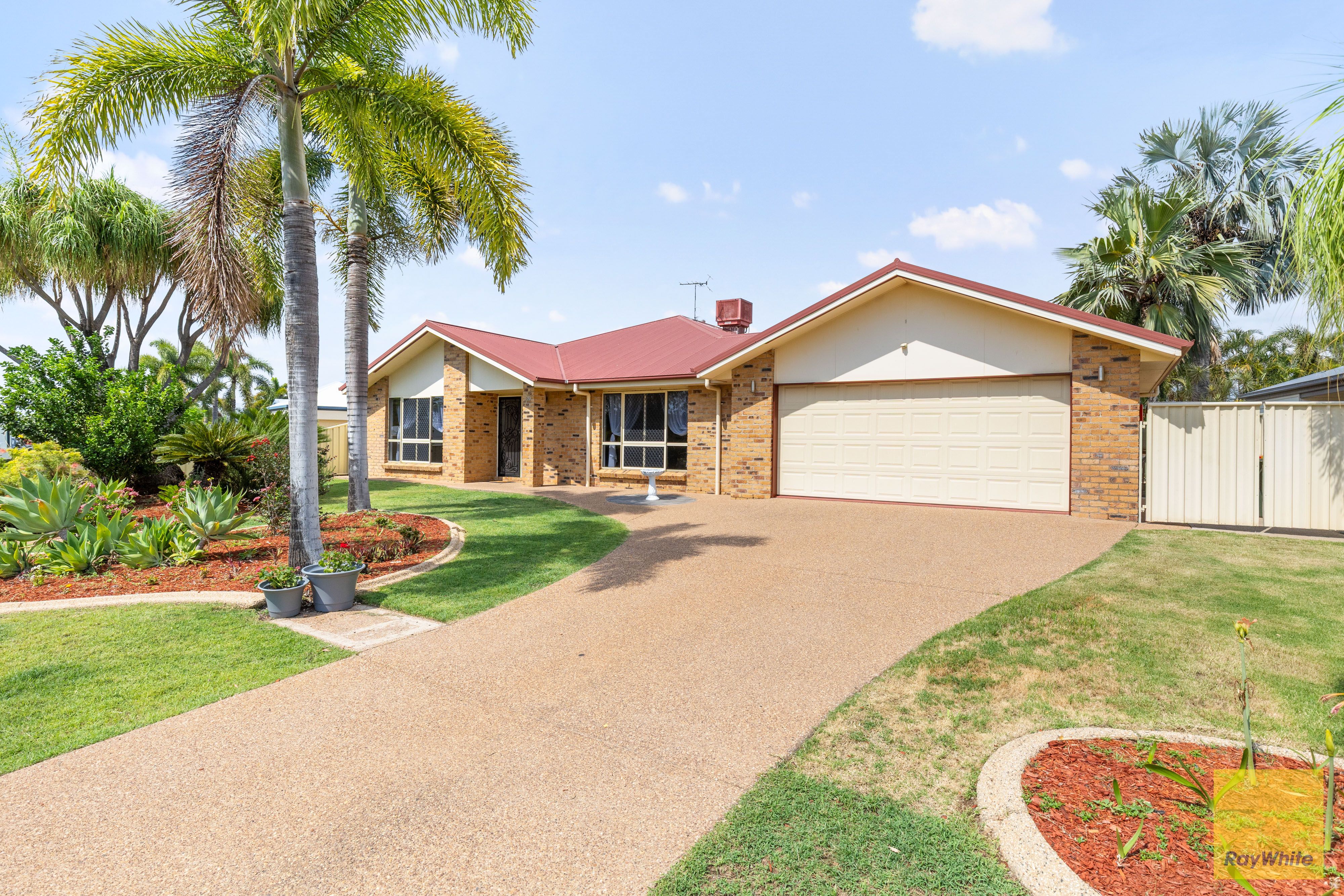 39 Jeppesen Drive, Emerald, QLD 4720