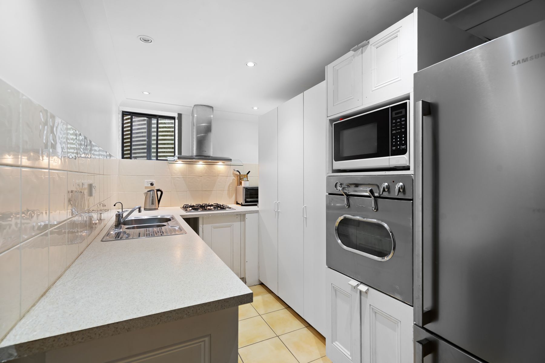 89 Elmo Street — photo 10 of 20