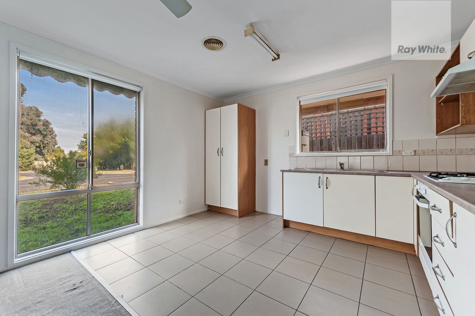 54 Gillingham Crescent, Craigieburn, VIC 3064