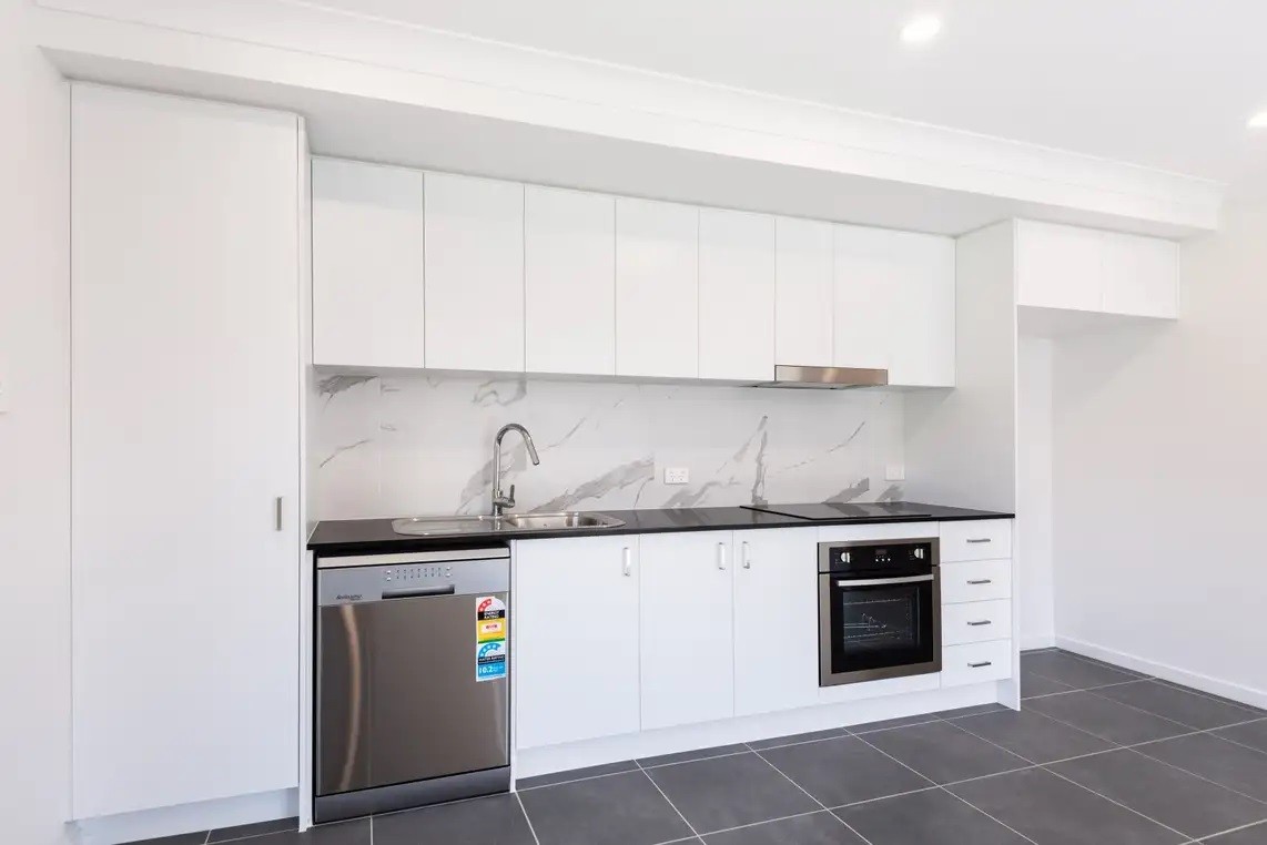 2/5 Hilary Street, Morayfield, QLD 4506