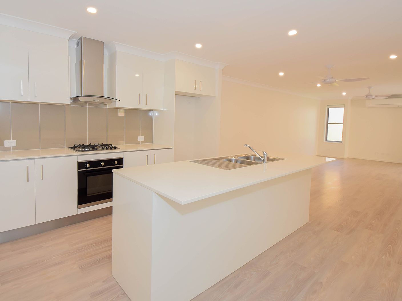 2/7 Falcon Lane, PEREGIAN SPRINGS, QLD 4573
