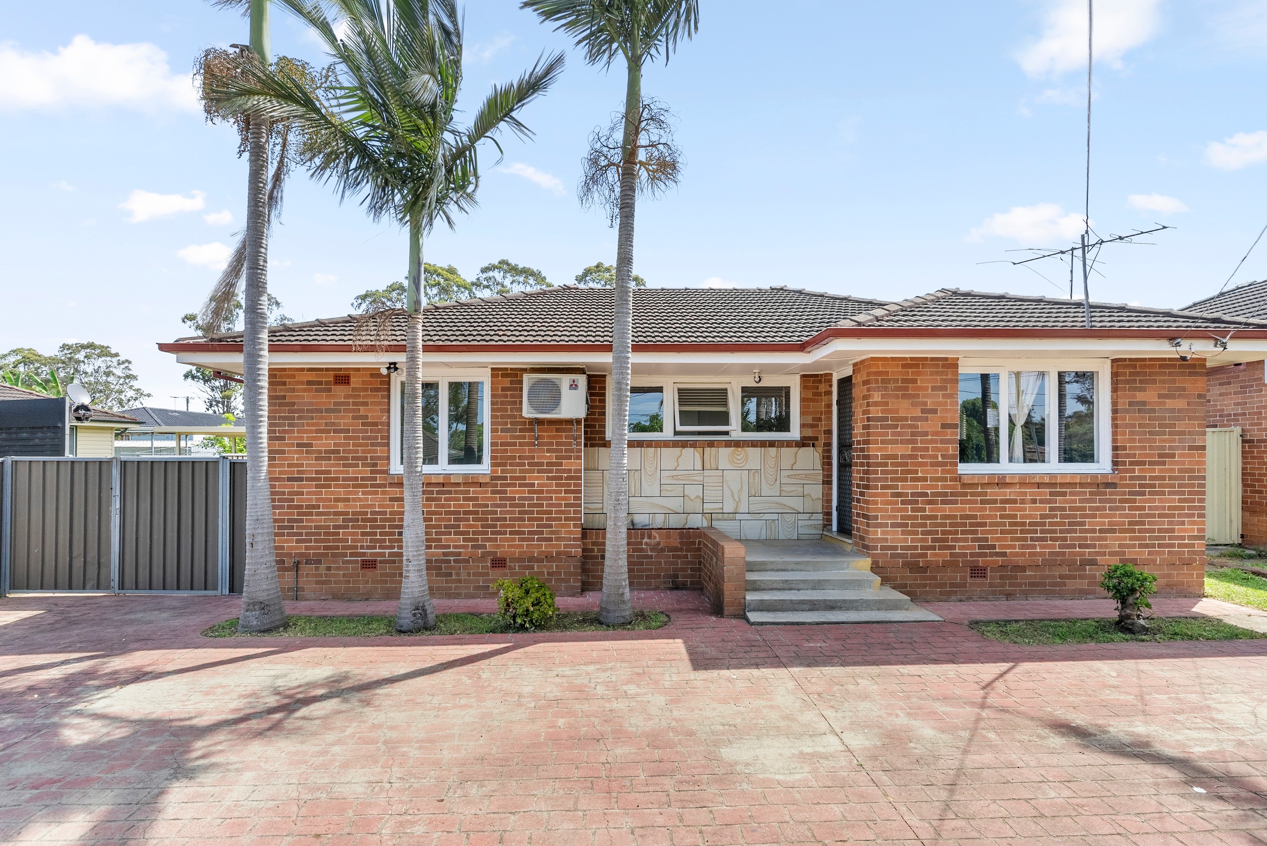 72 Sadleir Avenue, Sadleir, NSW 2168