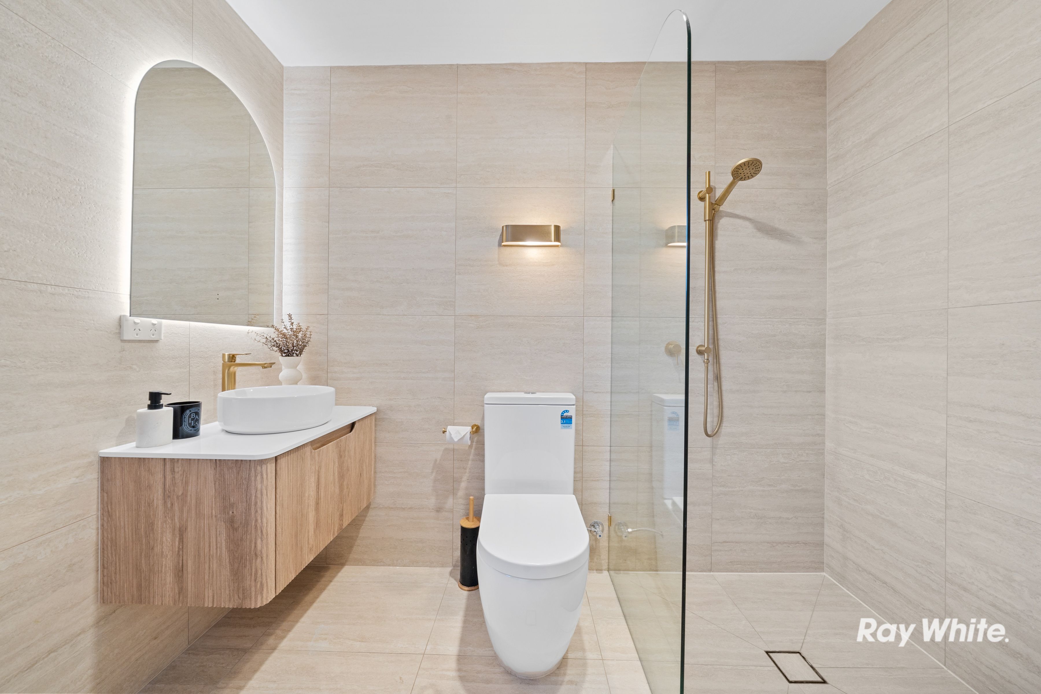 9 Nicholas Court — photo 10 of 20