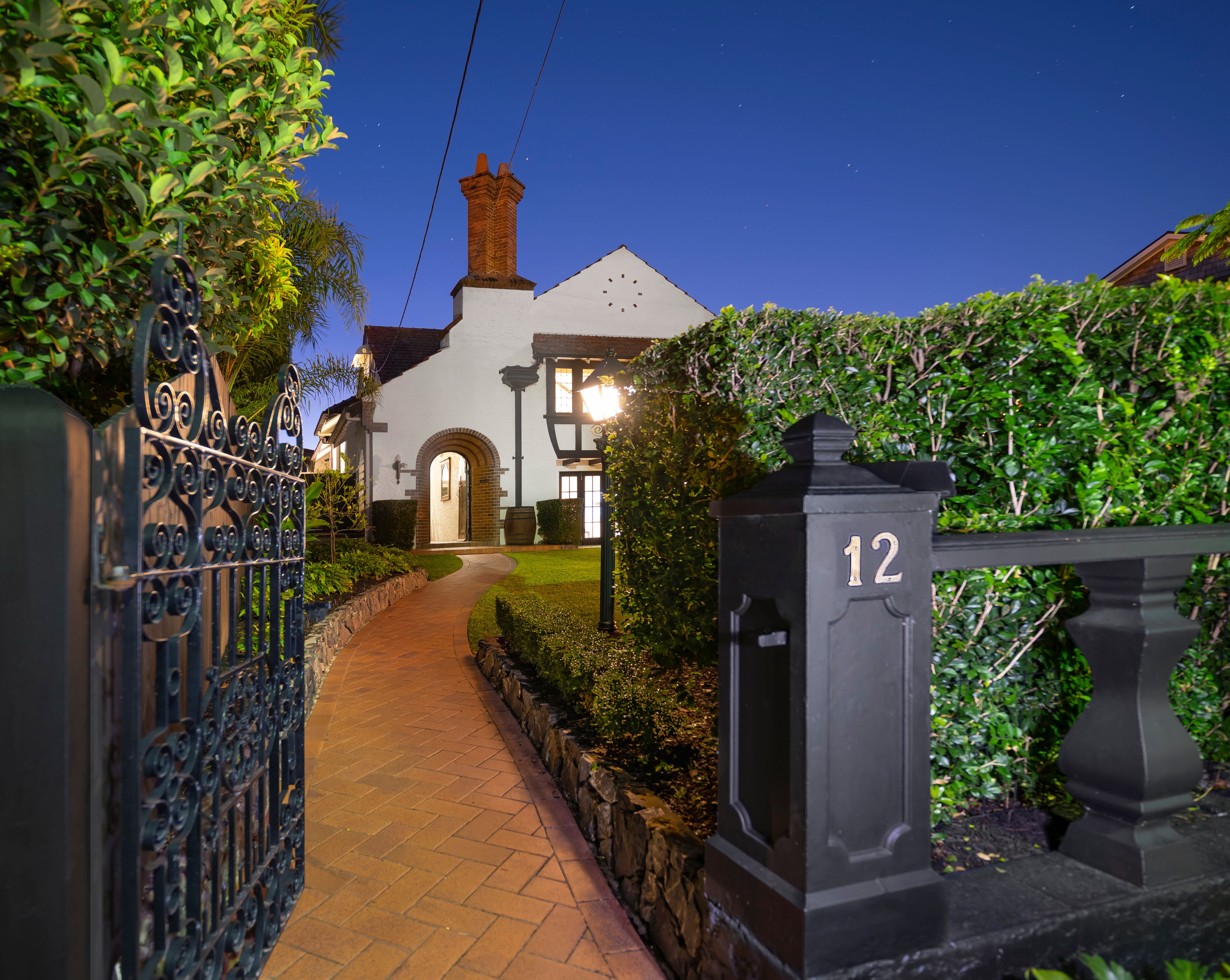 12 Ascot Street, Ascot, QLD 4007