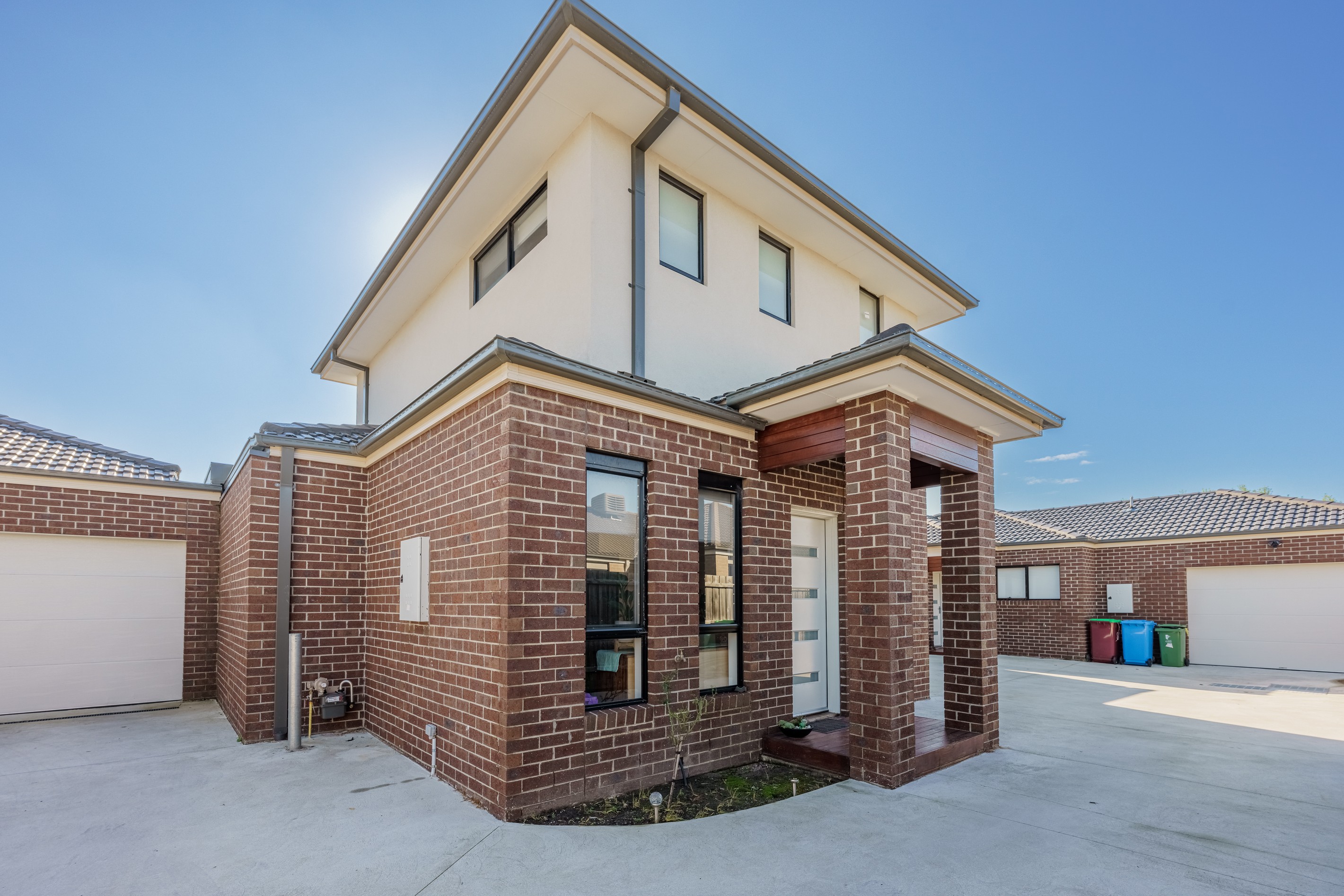 2/12 Speranza Place, Lynbrook, VIC 3975