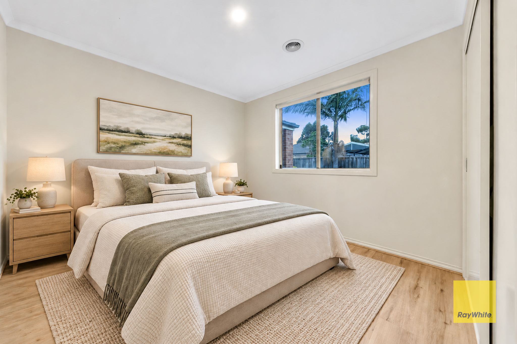 22 Lamington Drive — photo 12 of 18