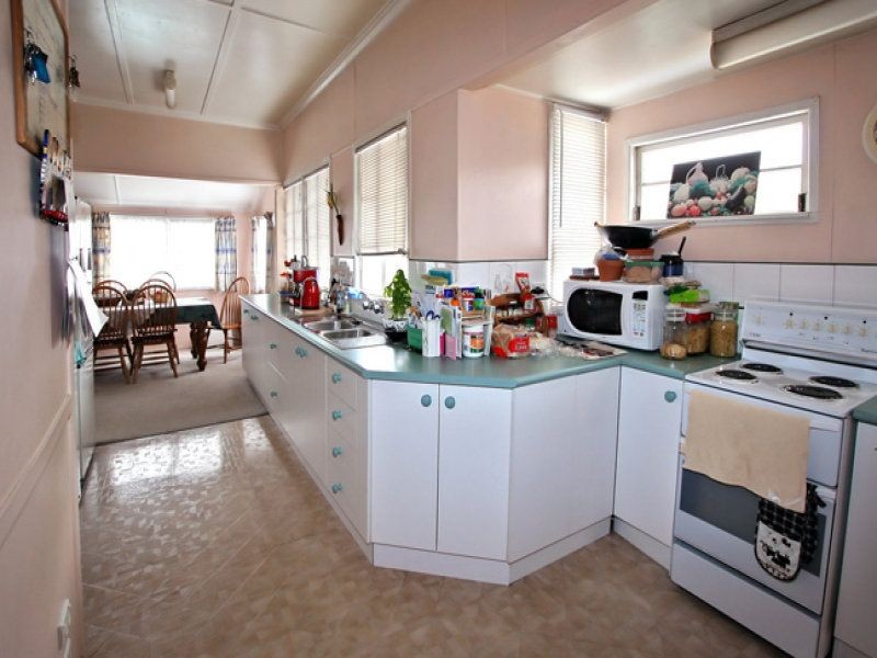 17 Eastleigh, Chermside, QLD 4032