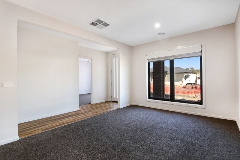 9 Ridley Avenue, Leneva, VIC 3691