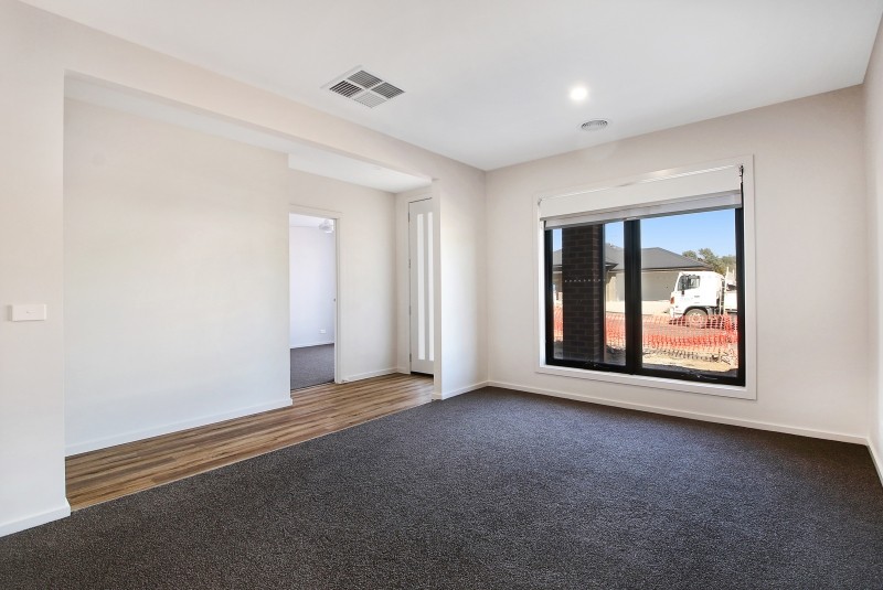 9 Ridley Avenue, Leneva, VIC 3691