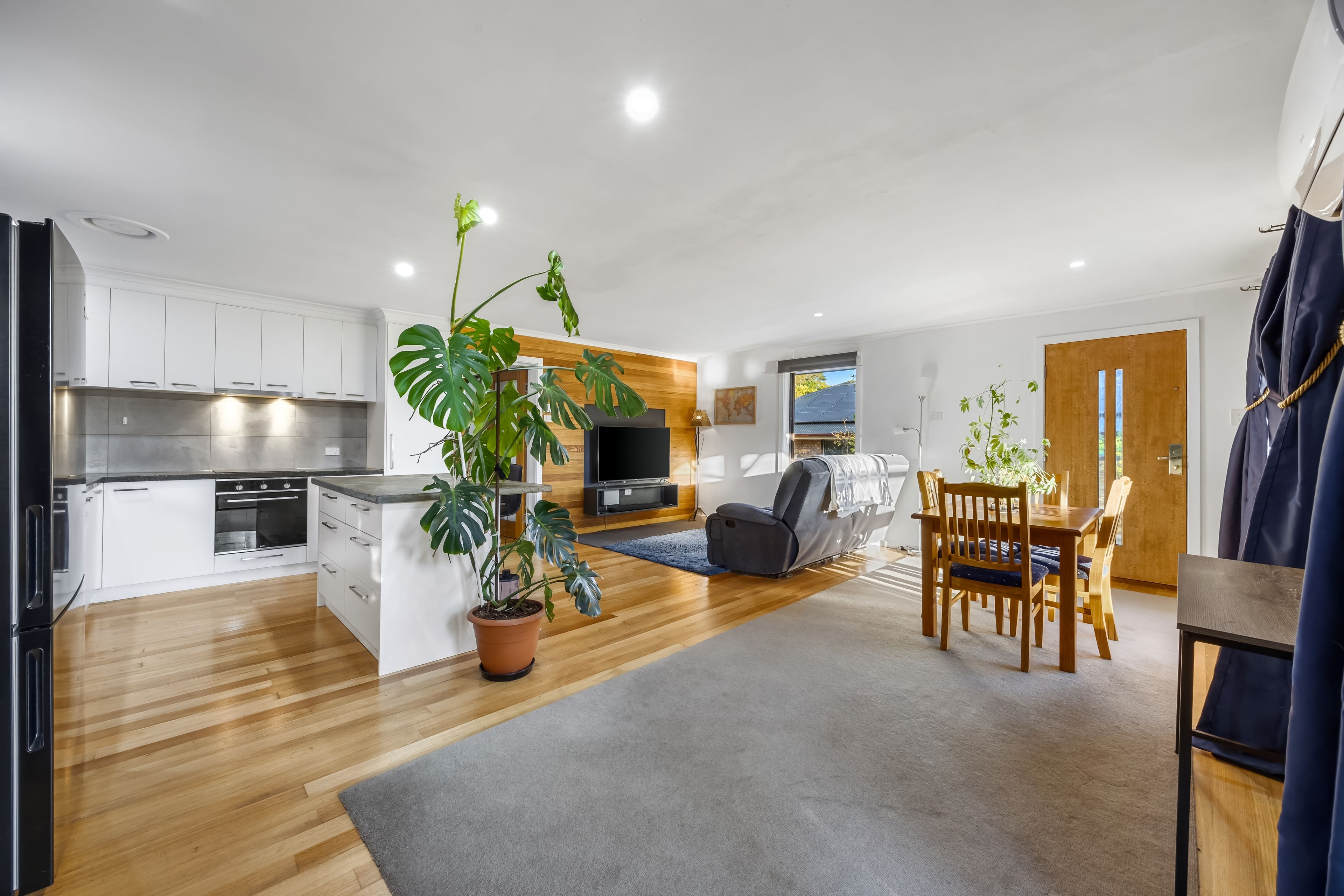 10 Ditchfield Road — photo 3 of 30
