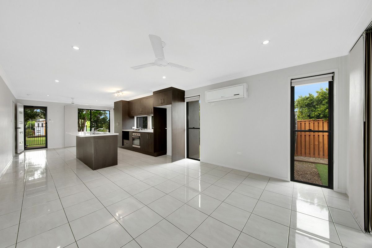 2 Wedgetail Road — photo 3 of 7