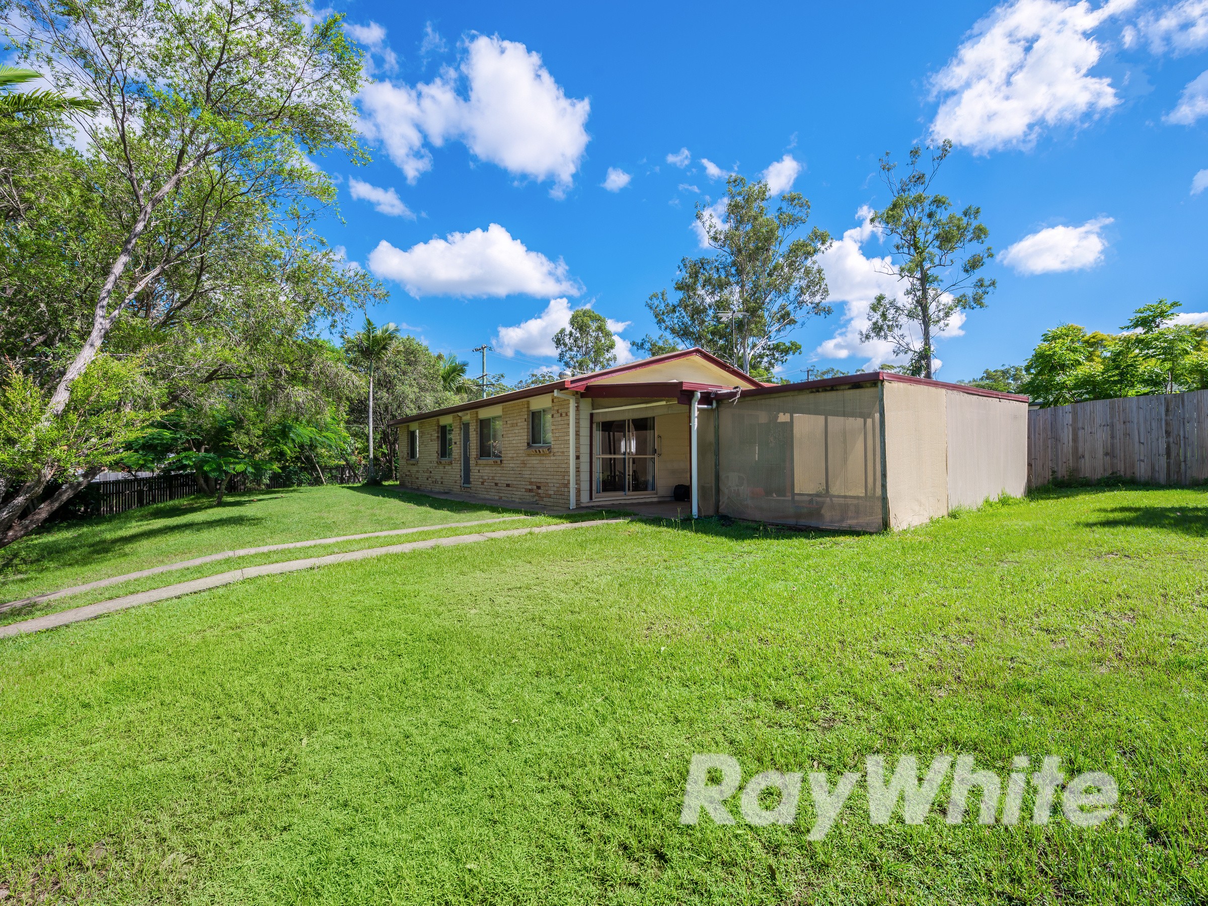 27 Gazania Street, Kingston, QLD 4114