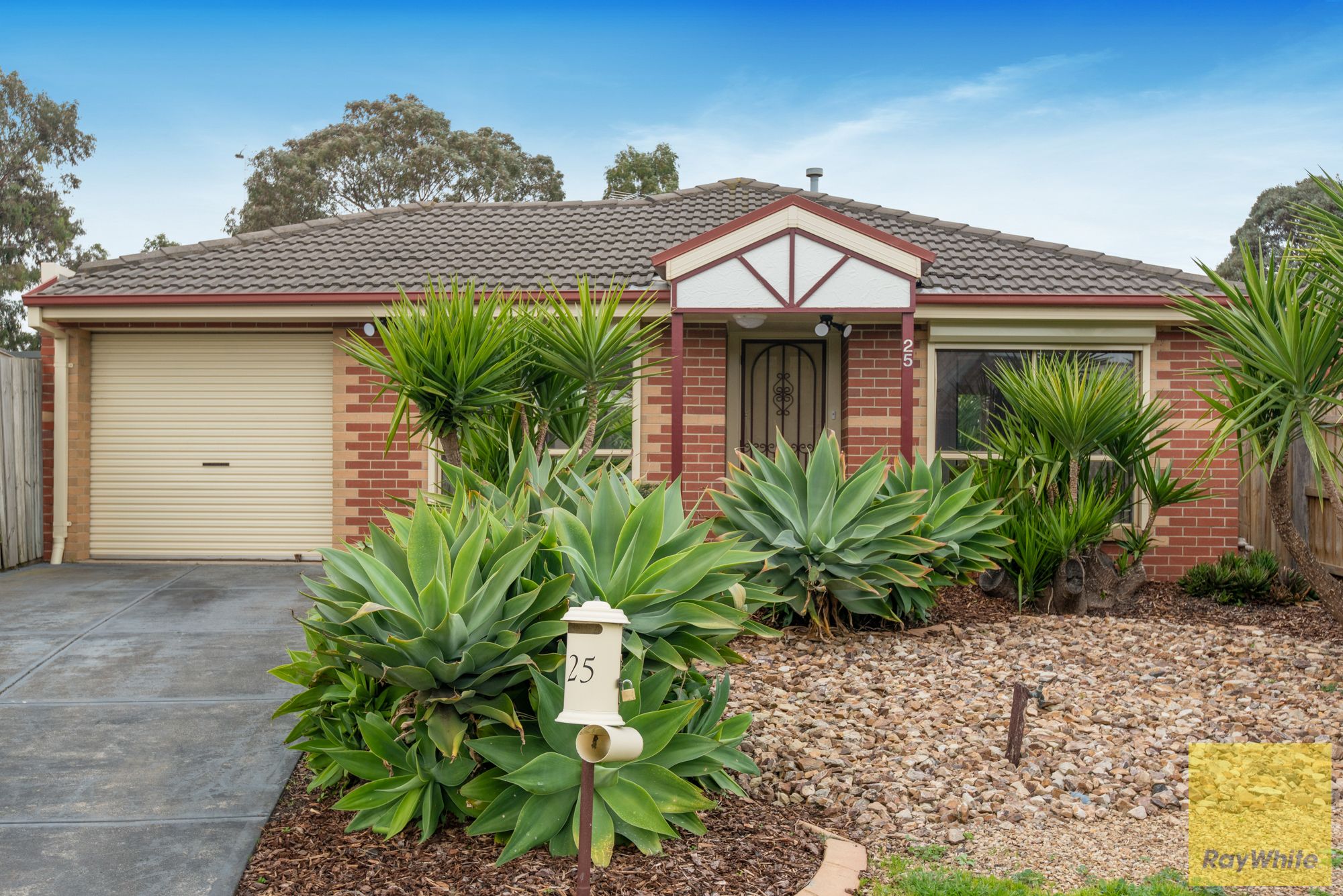 25 Mirabella Close, Werribee VIC 3030
