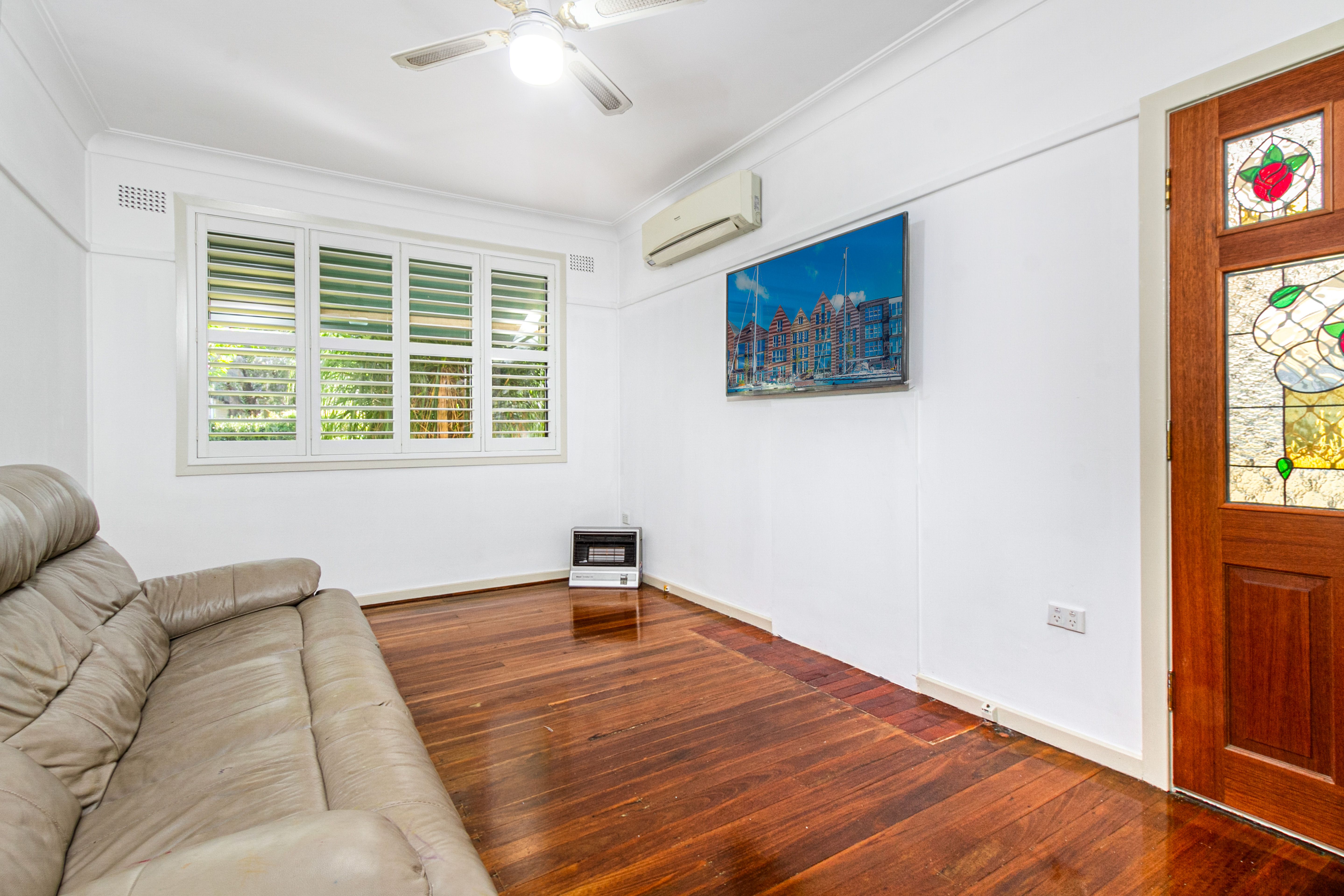 46 Eighth Avenue, Seven Hills, NSW 2147, photo 3