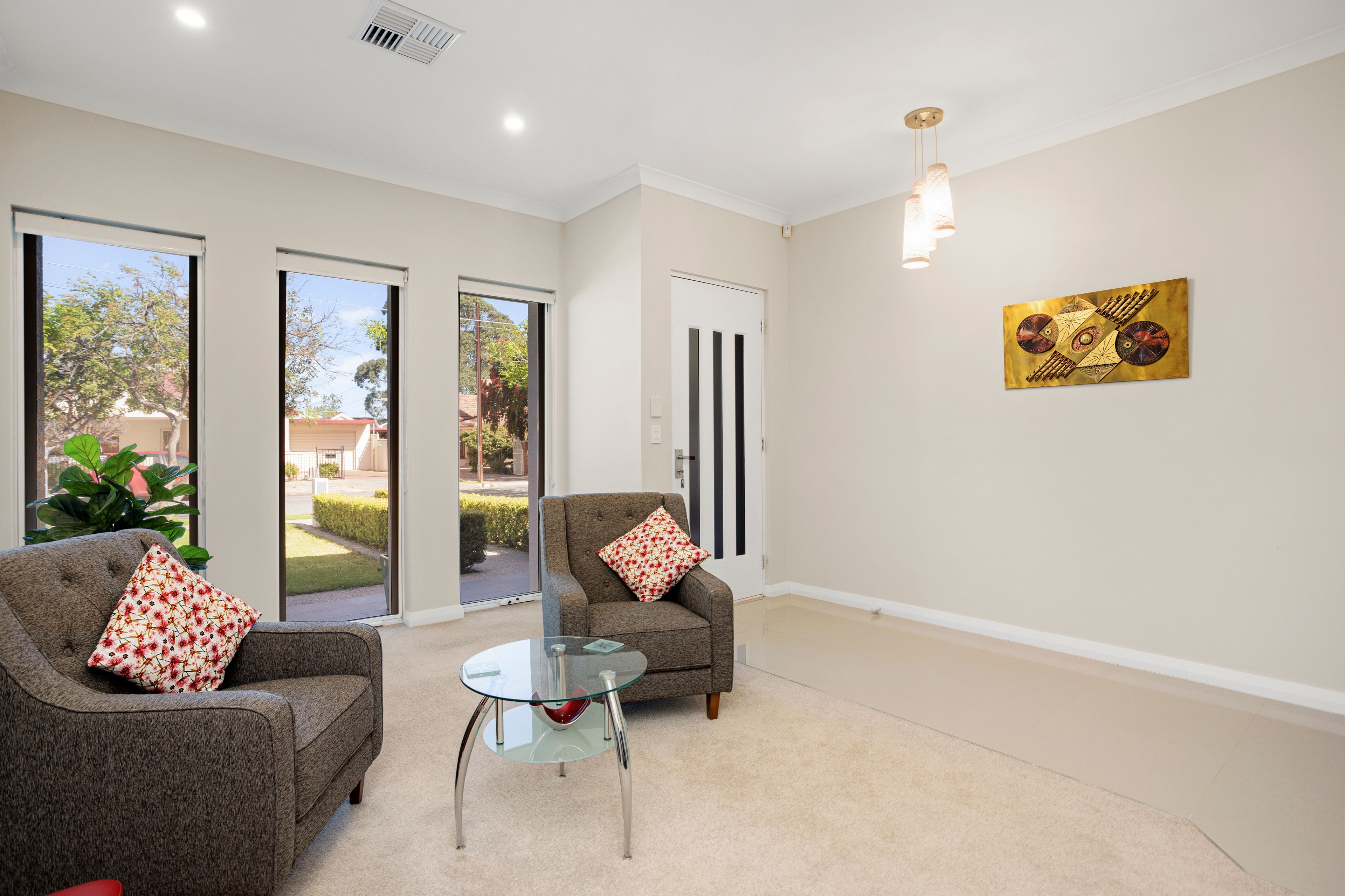 6 Blackler Avenue — photo 3 of 22