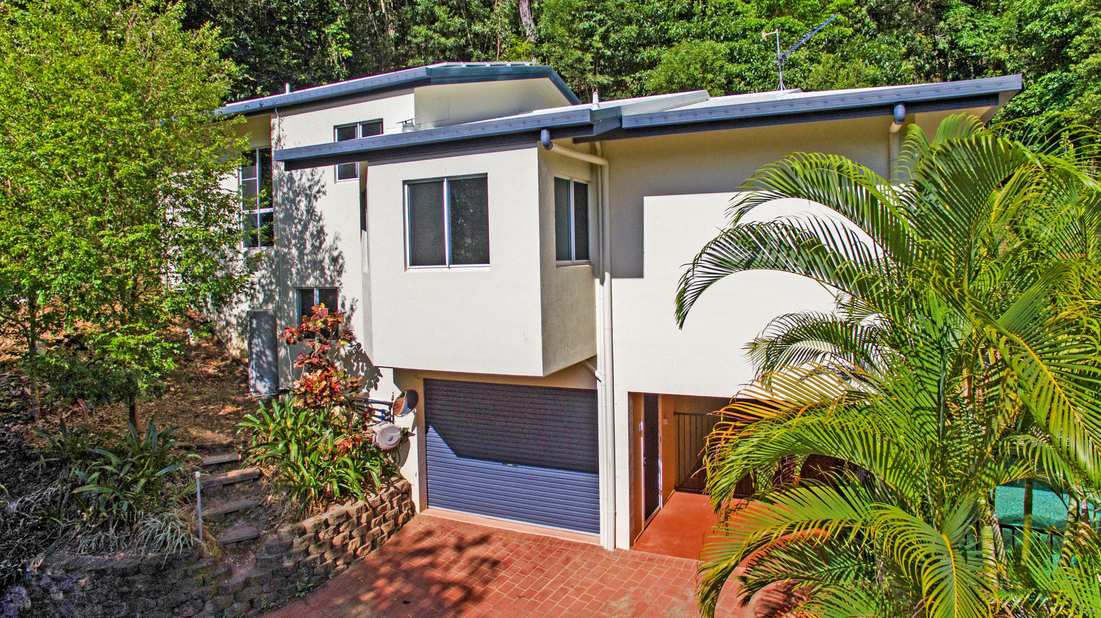 10 Tari Place, Trinity Beach, QLD 4879