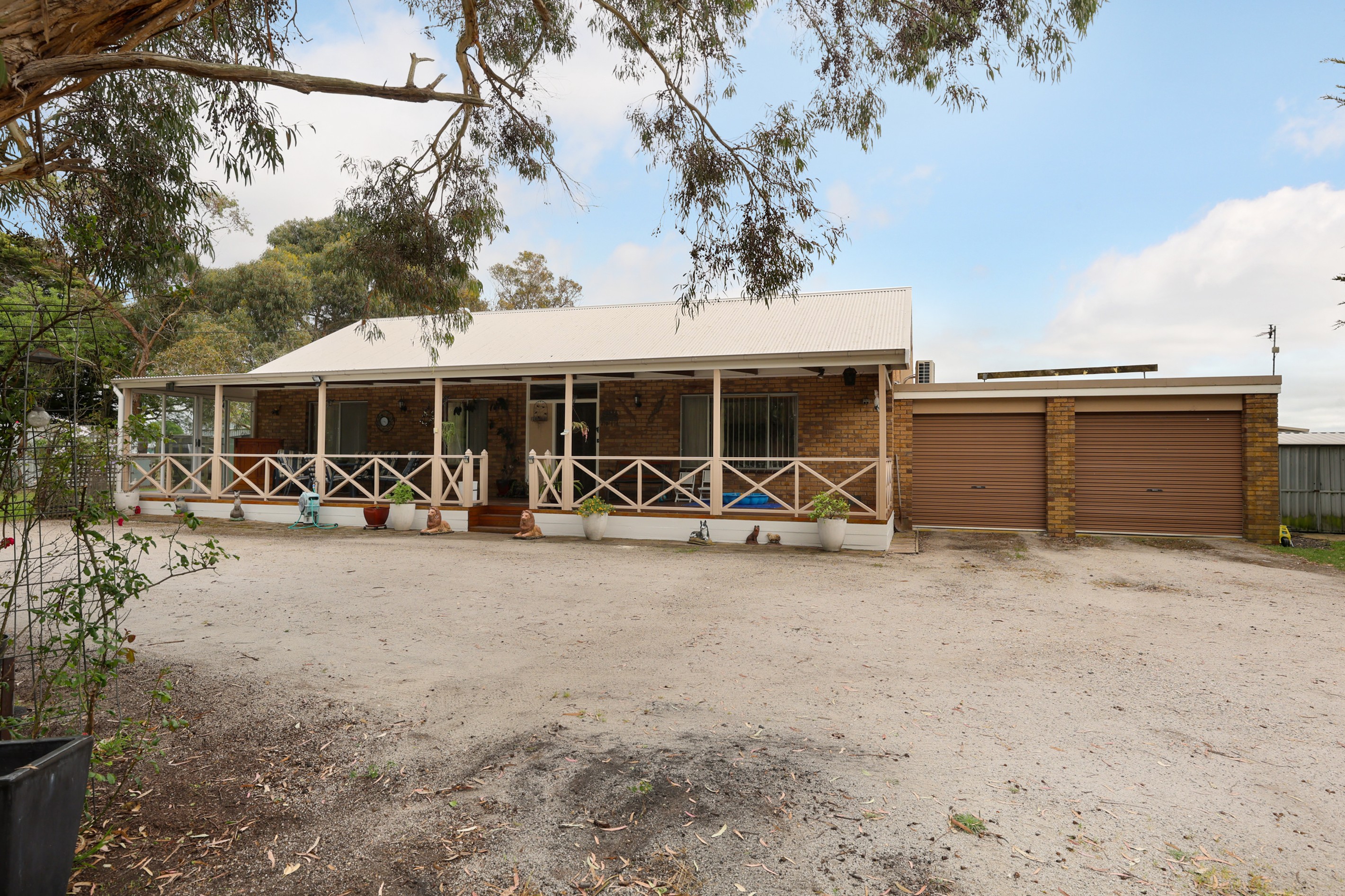 1026 Hamilton Highway, Derrinallum, VIC 3325