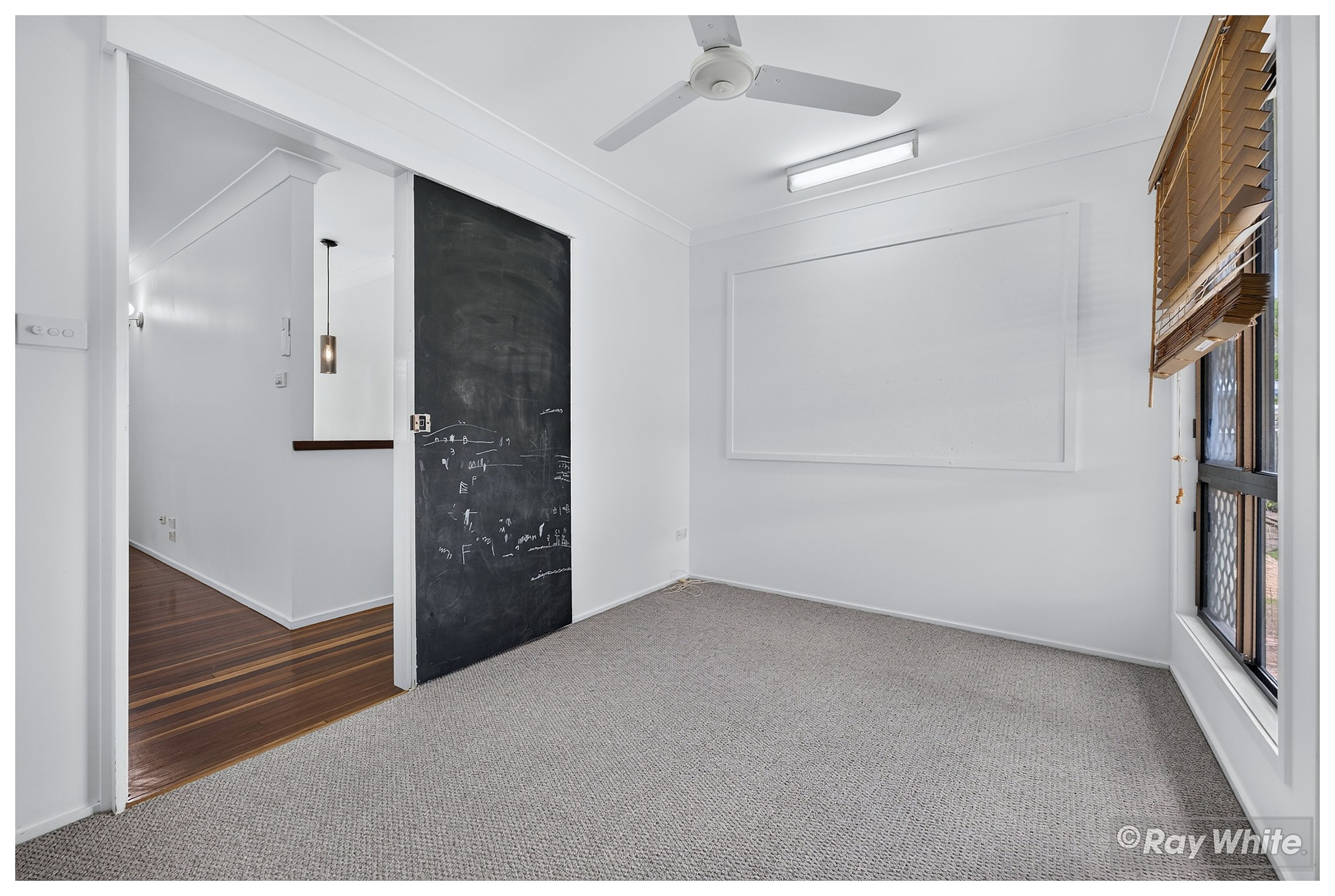 426 Moyle Street — photo 16 of 30