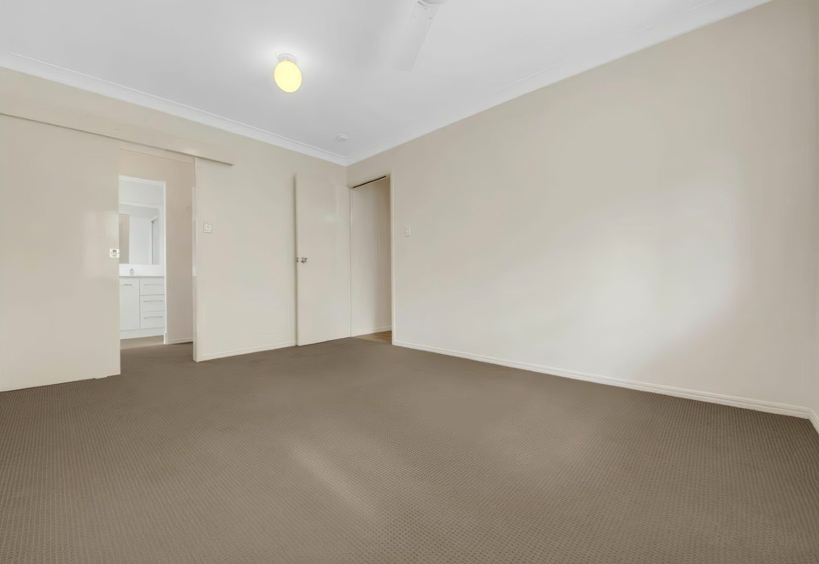 1 Elm Court, Kin Kora, QLD 4680