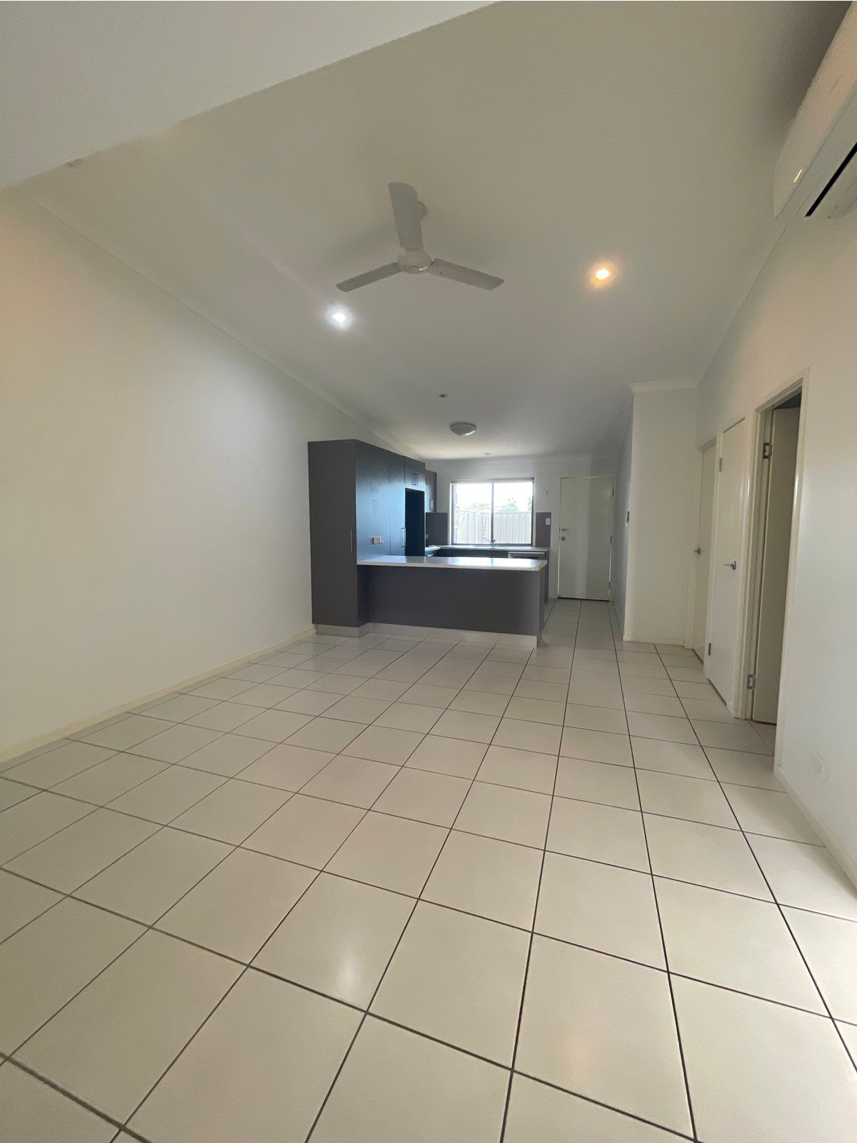 11/8 Hillcrest Street, Emerald, QLD 4720