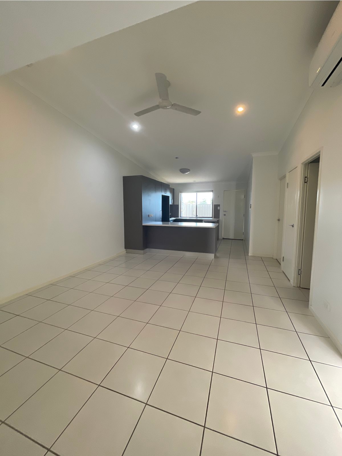 11/8 Hillcrest Street, Emerald, QLD 4720