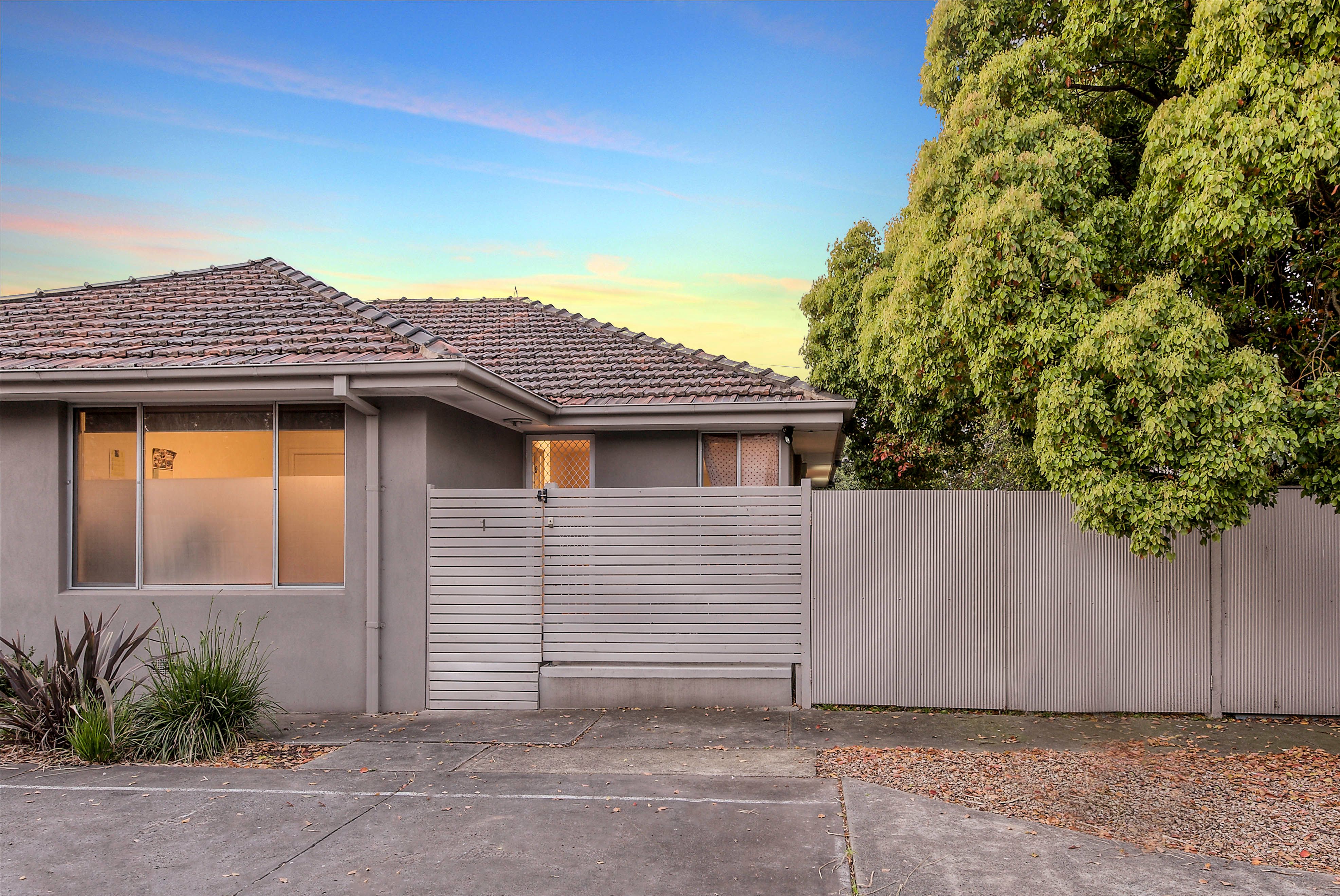 9 Asquith Street, Reservoir VIC 3073