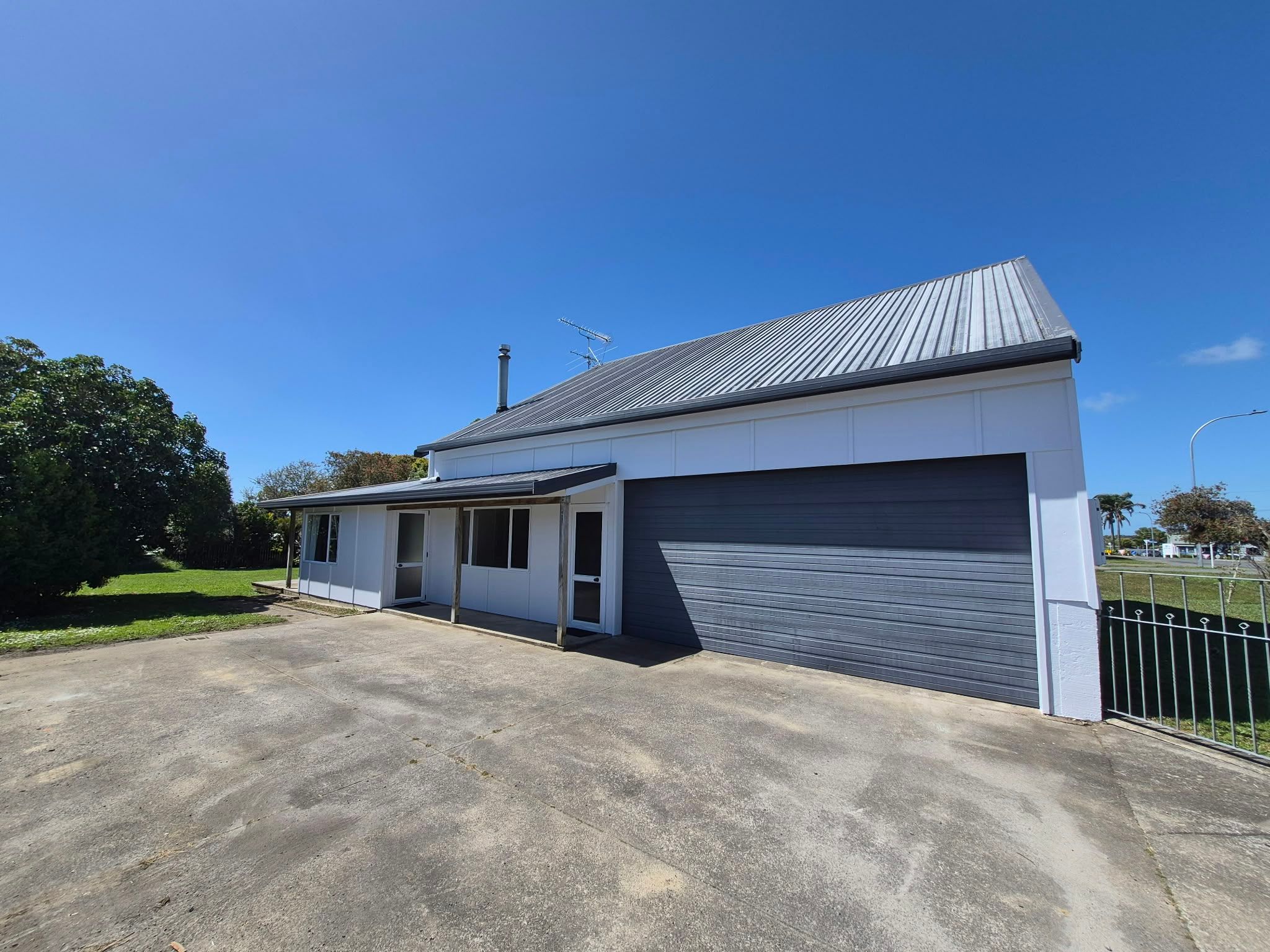 Kiwi Dream in Original Beachlands 1