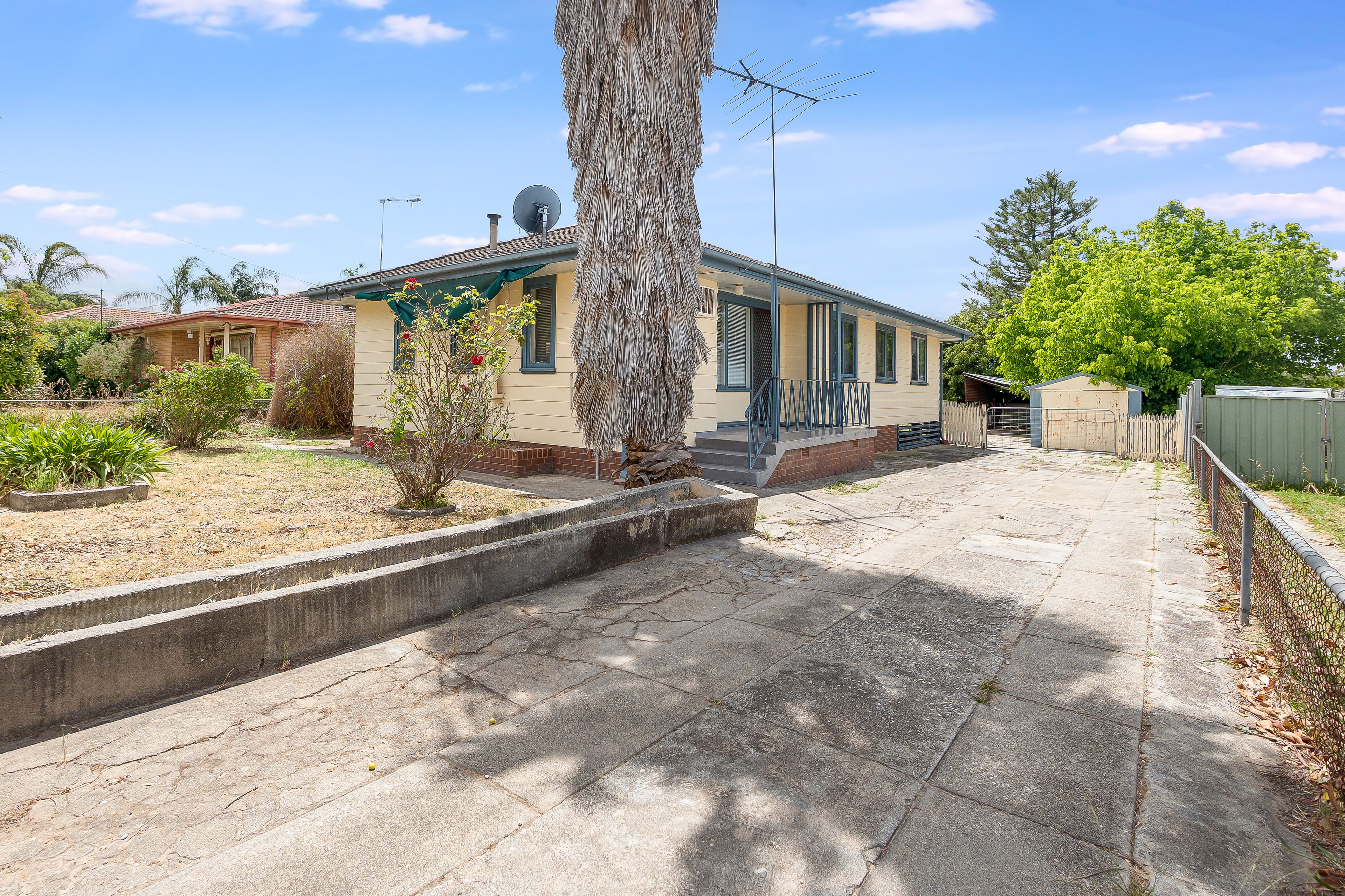 986 Captain Cook Drive, North Albury, NSW 2640