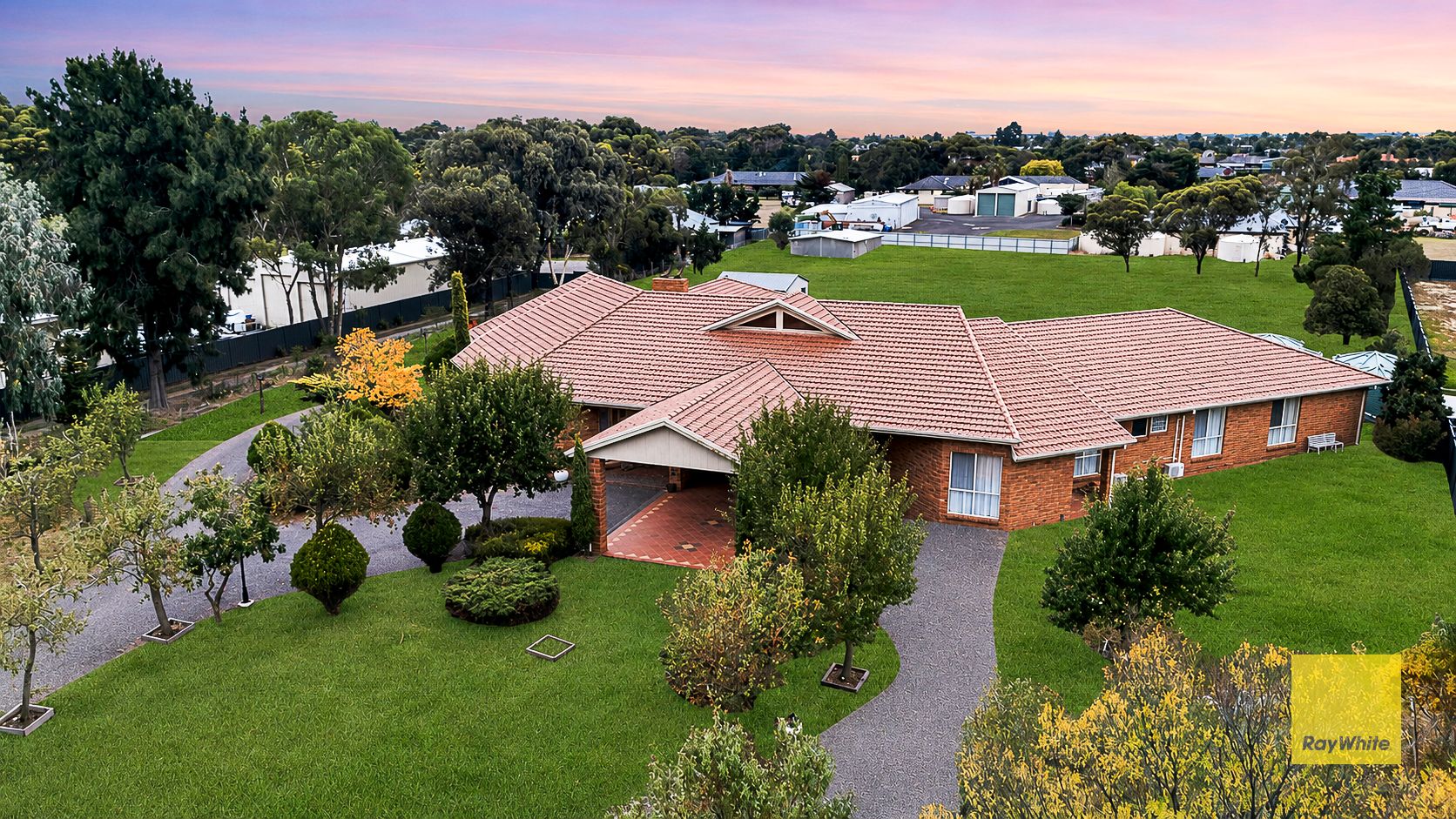 18-20 Bindowan Drive, Hoppers Crossing, VIC 3029