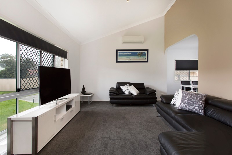 21 Lexington Place, Wishart, QLD 4122