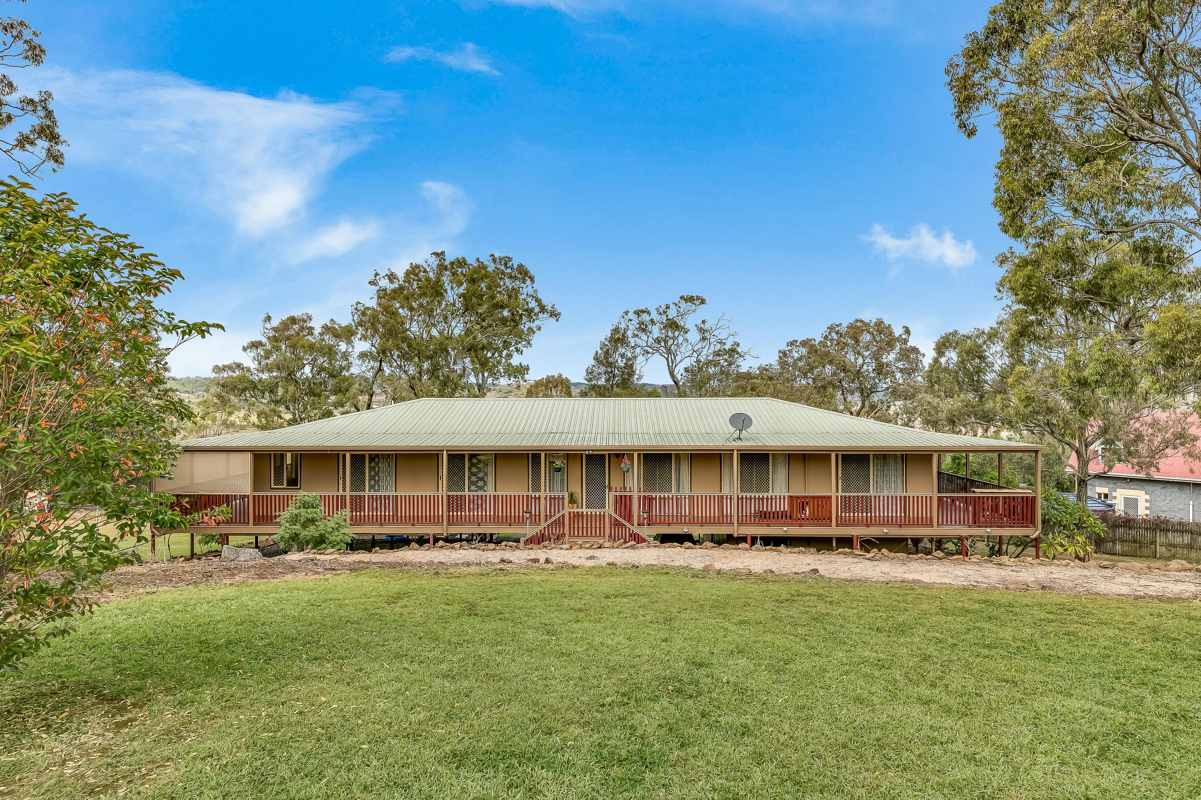 54 Valley View Drive, Meringandan West, QLD 4352