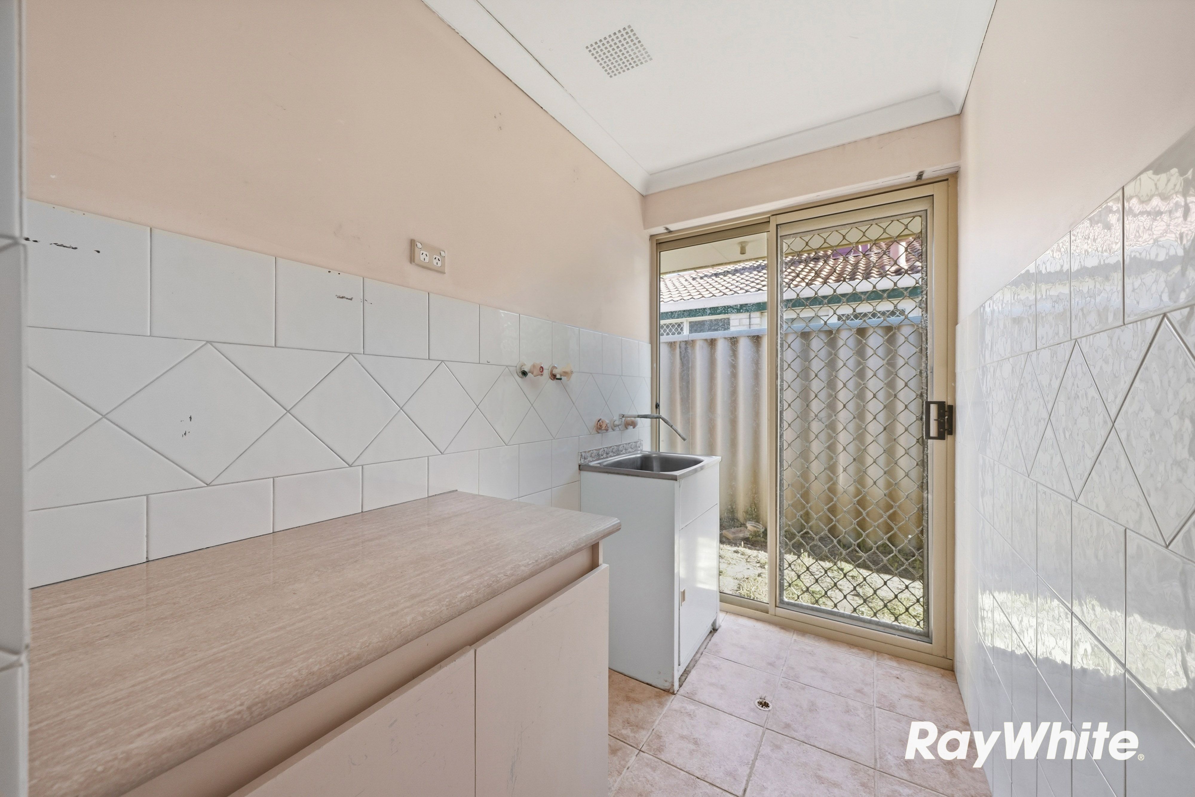 1 Kybo Place — photo 13 of 16