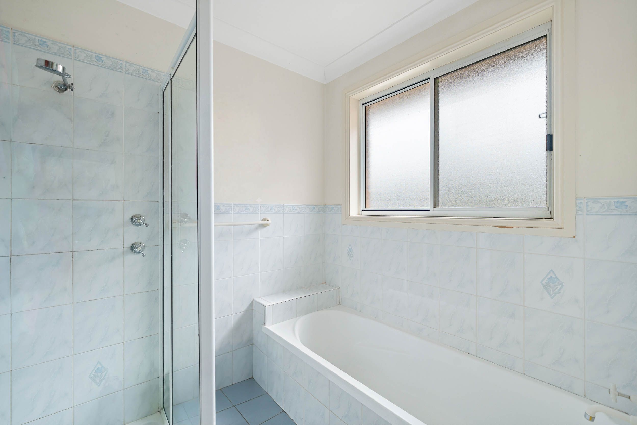 27 Amaroo Place — photo 10 of 15