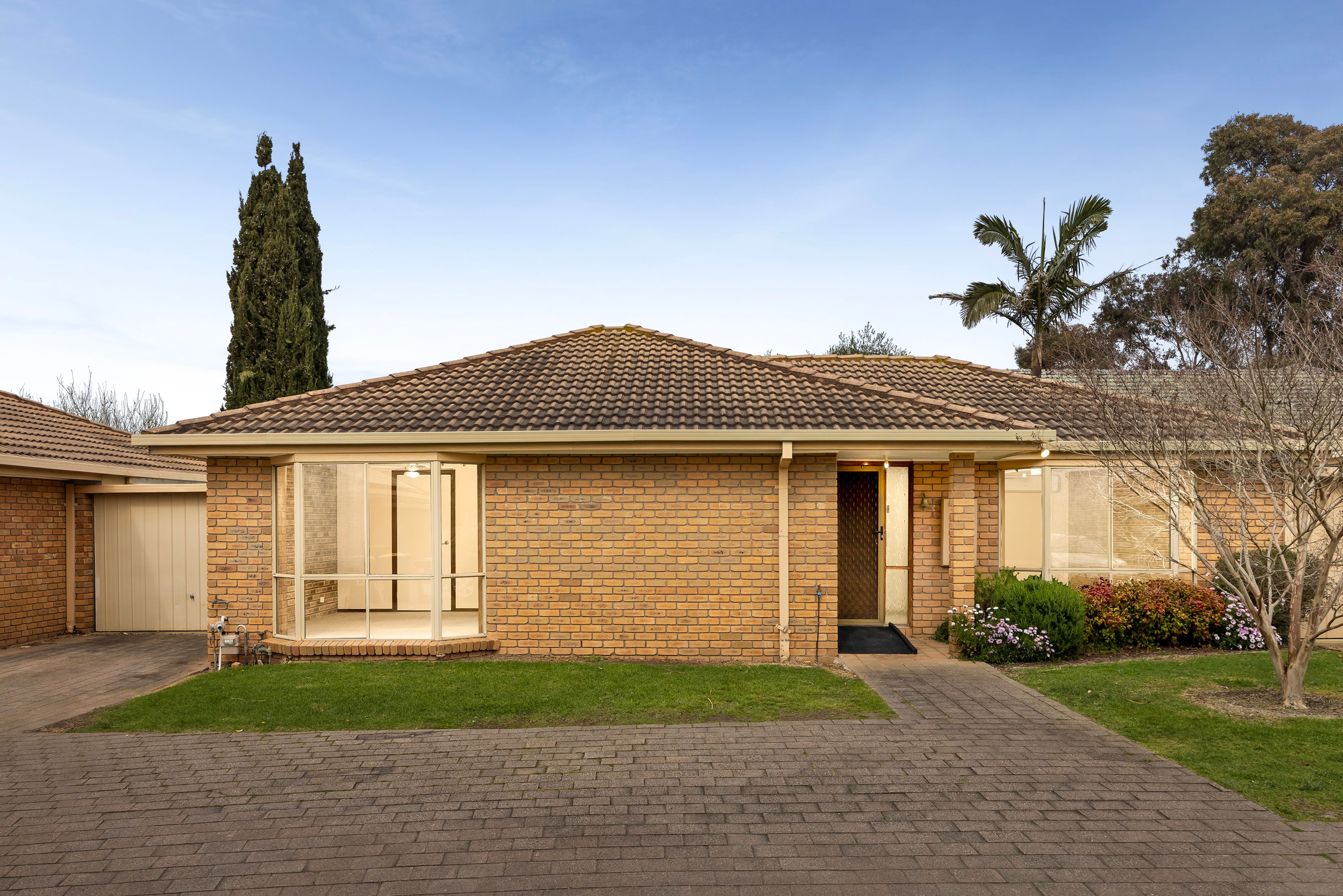 5/33-35 Ligar Street — photo from Ray White Sunbury