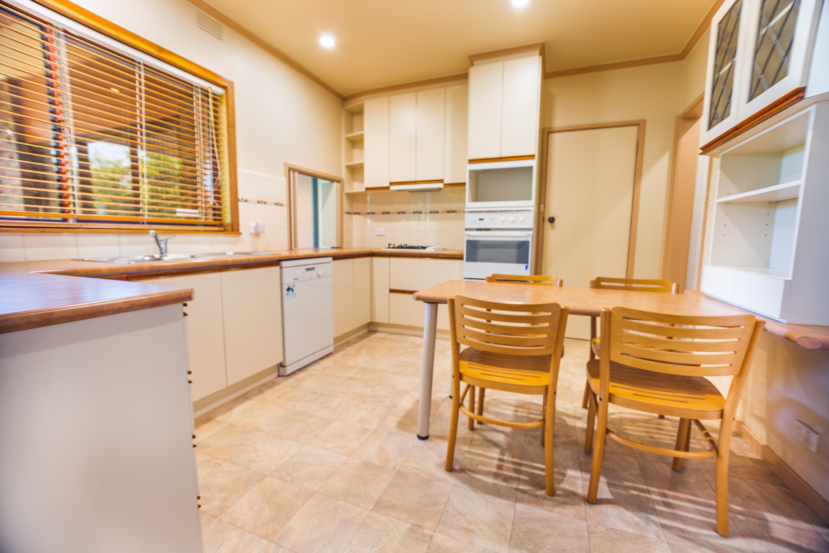 2 Ellery Court, Mulgrave, VIC 3170