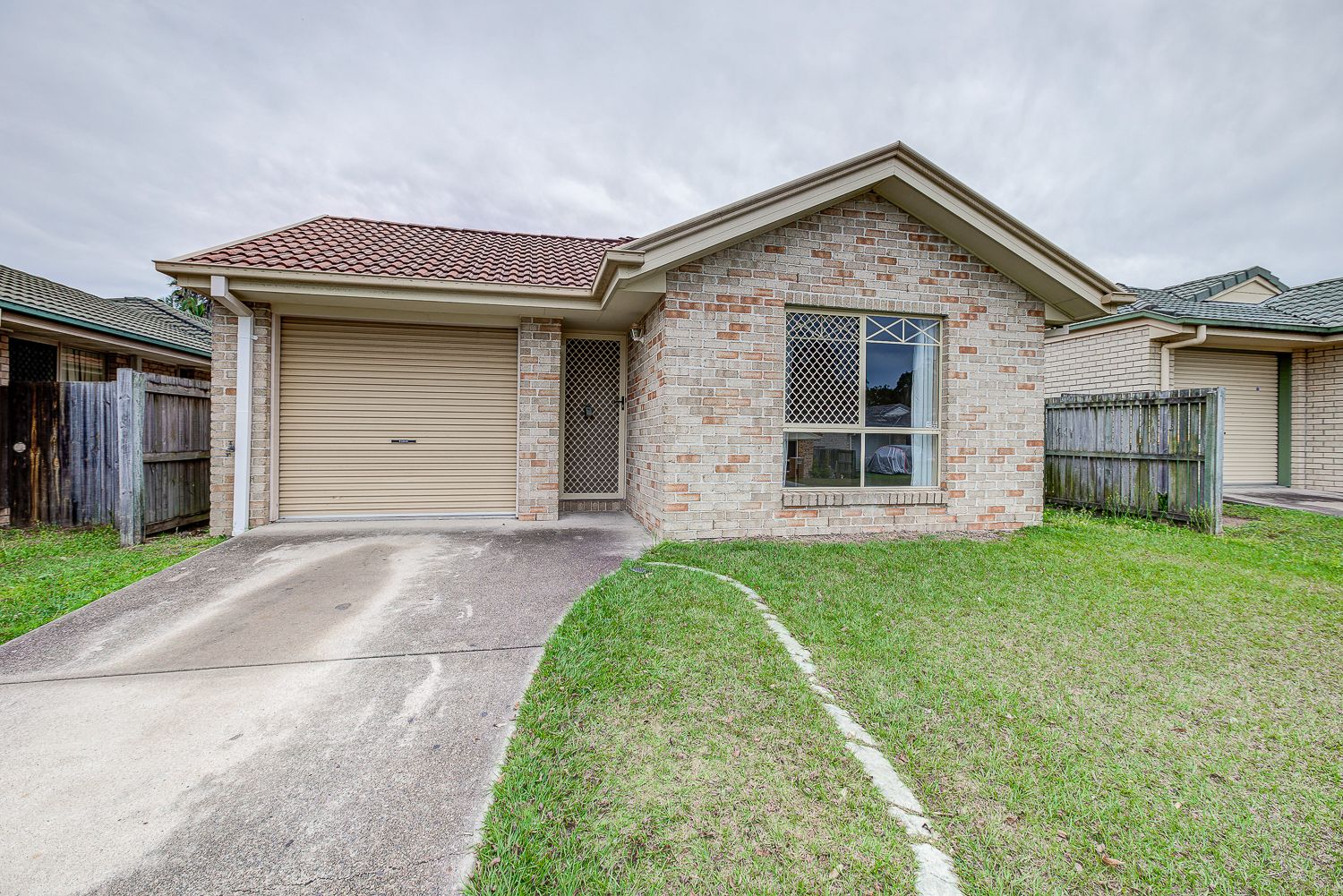 11/7 Billabong Drive, Crestmead, QLD 4132
