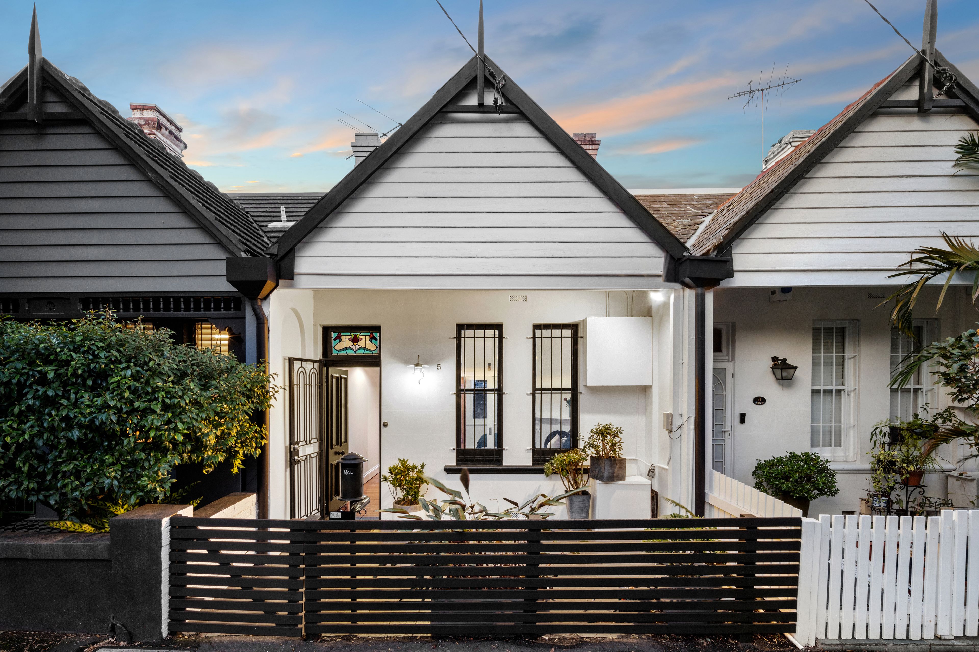 5 Avona Avenue, Glebe NSW 2037