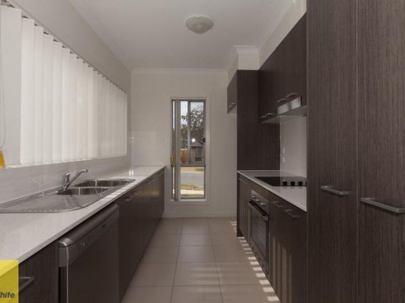1 Gideon Gardens, Pimpama, QLD 4209
