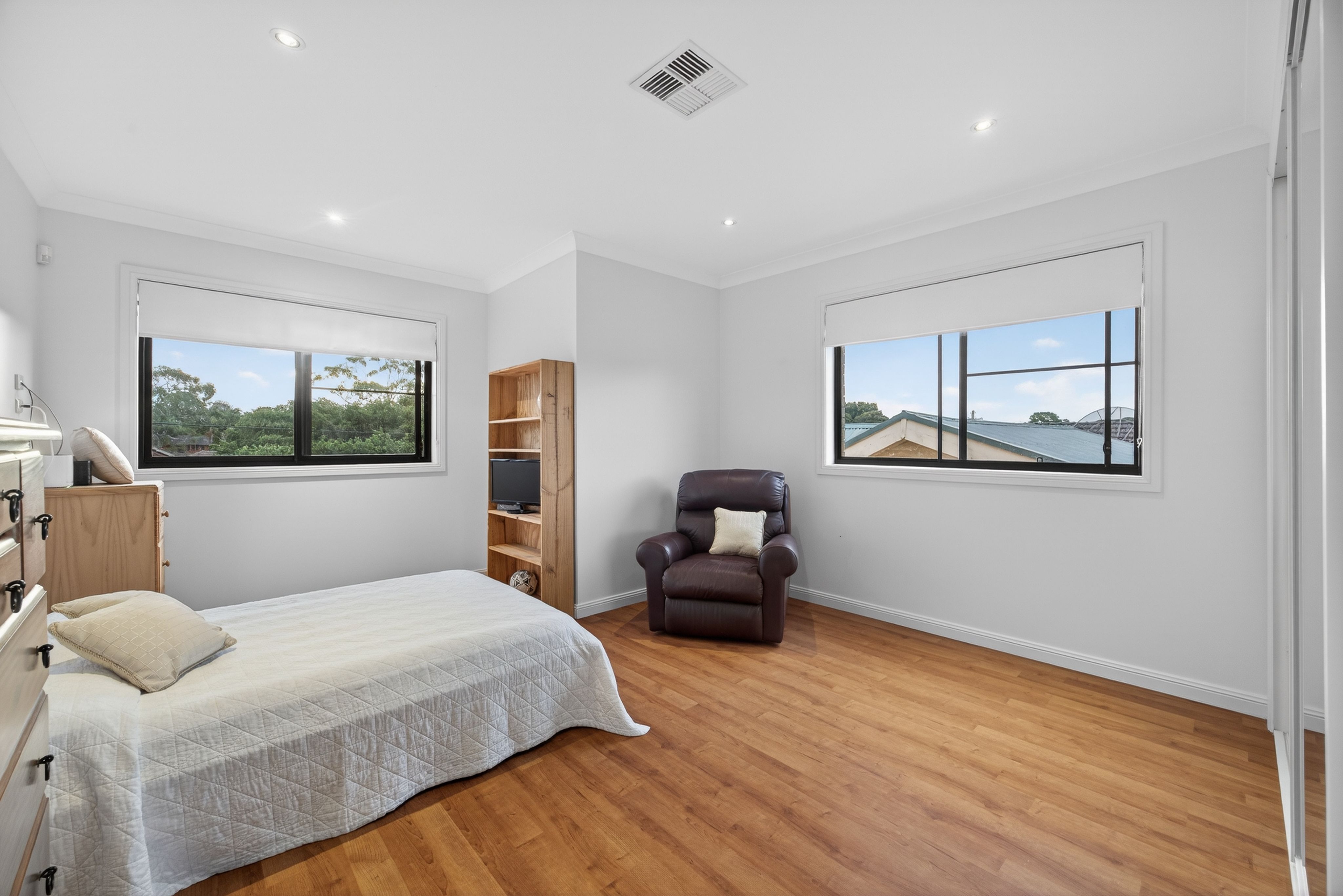 6 Loftus Street — photo 14 of 21