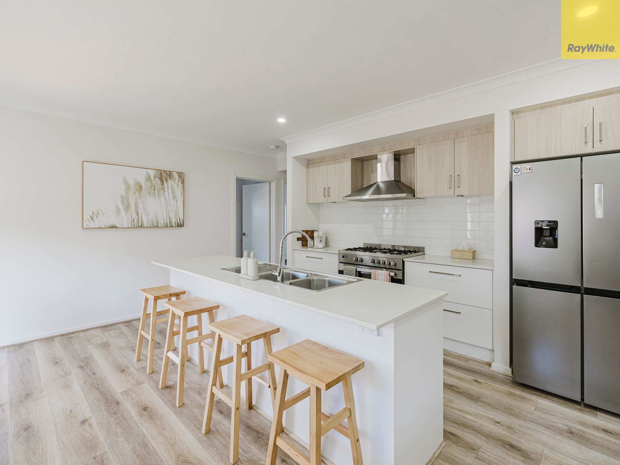 8 Blake Drive, Maddingley, VIC 3340