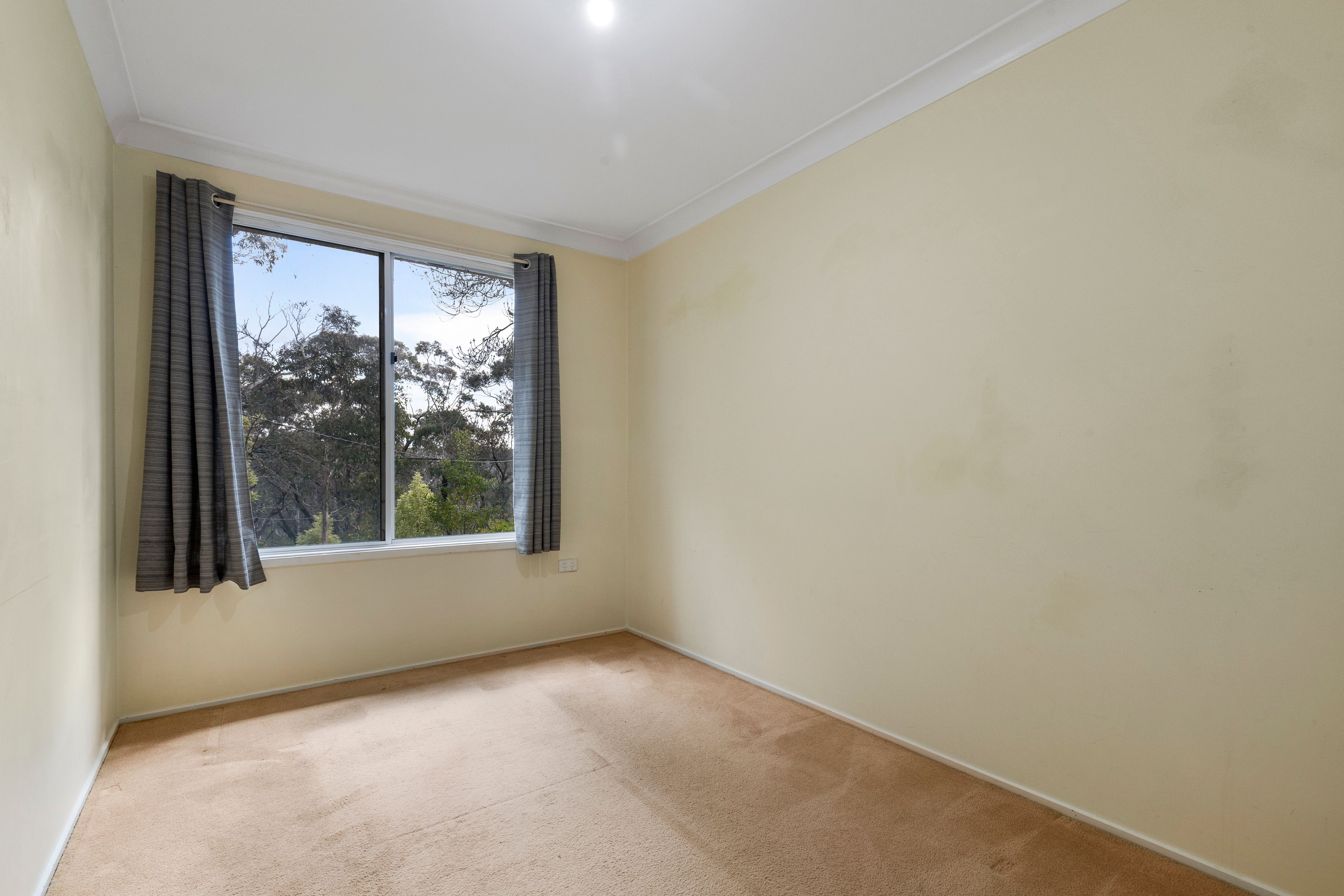 63 Godson Avenue — photo 5 of 10