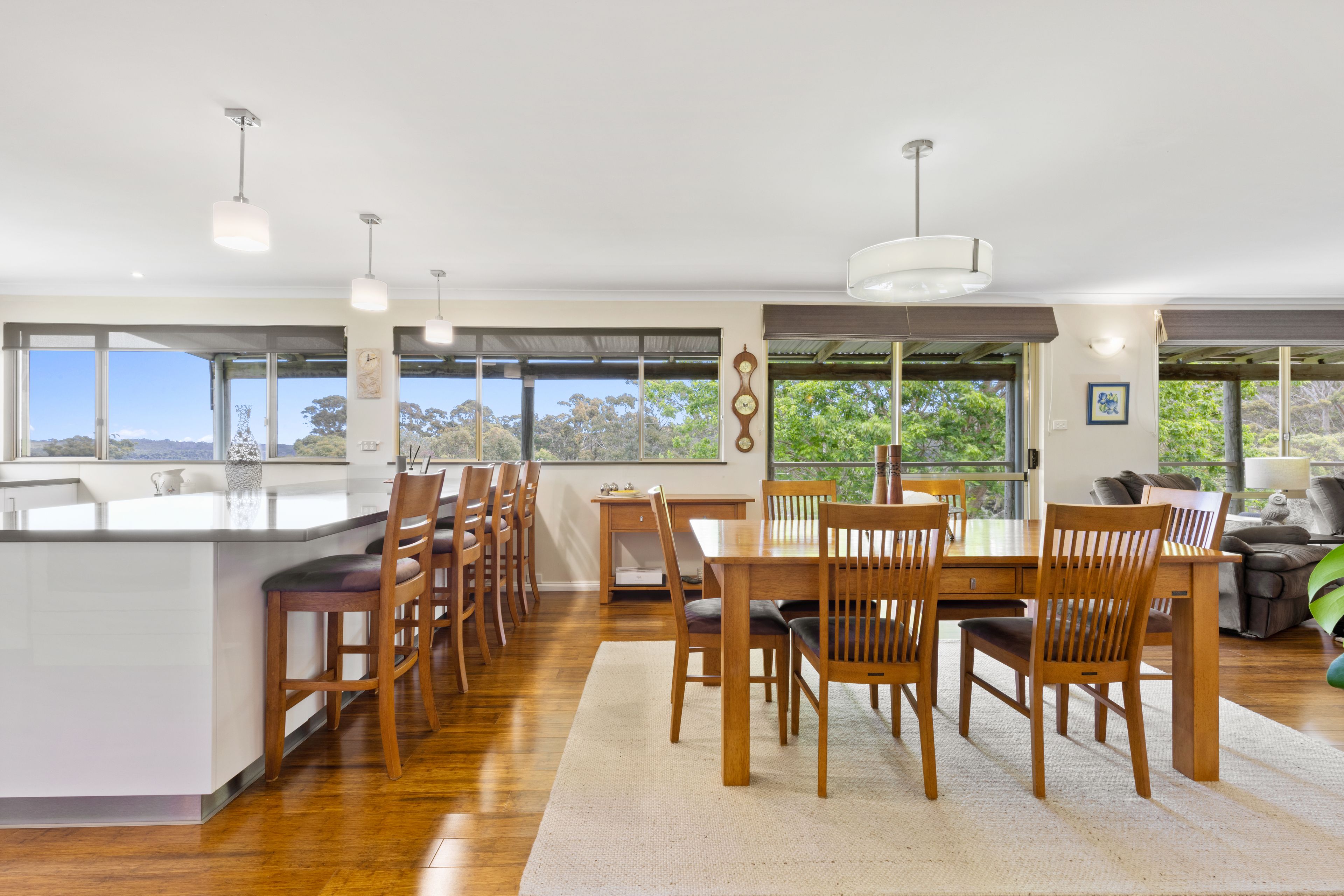 16 Macpherson Drive — photo 10 of 27