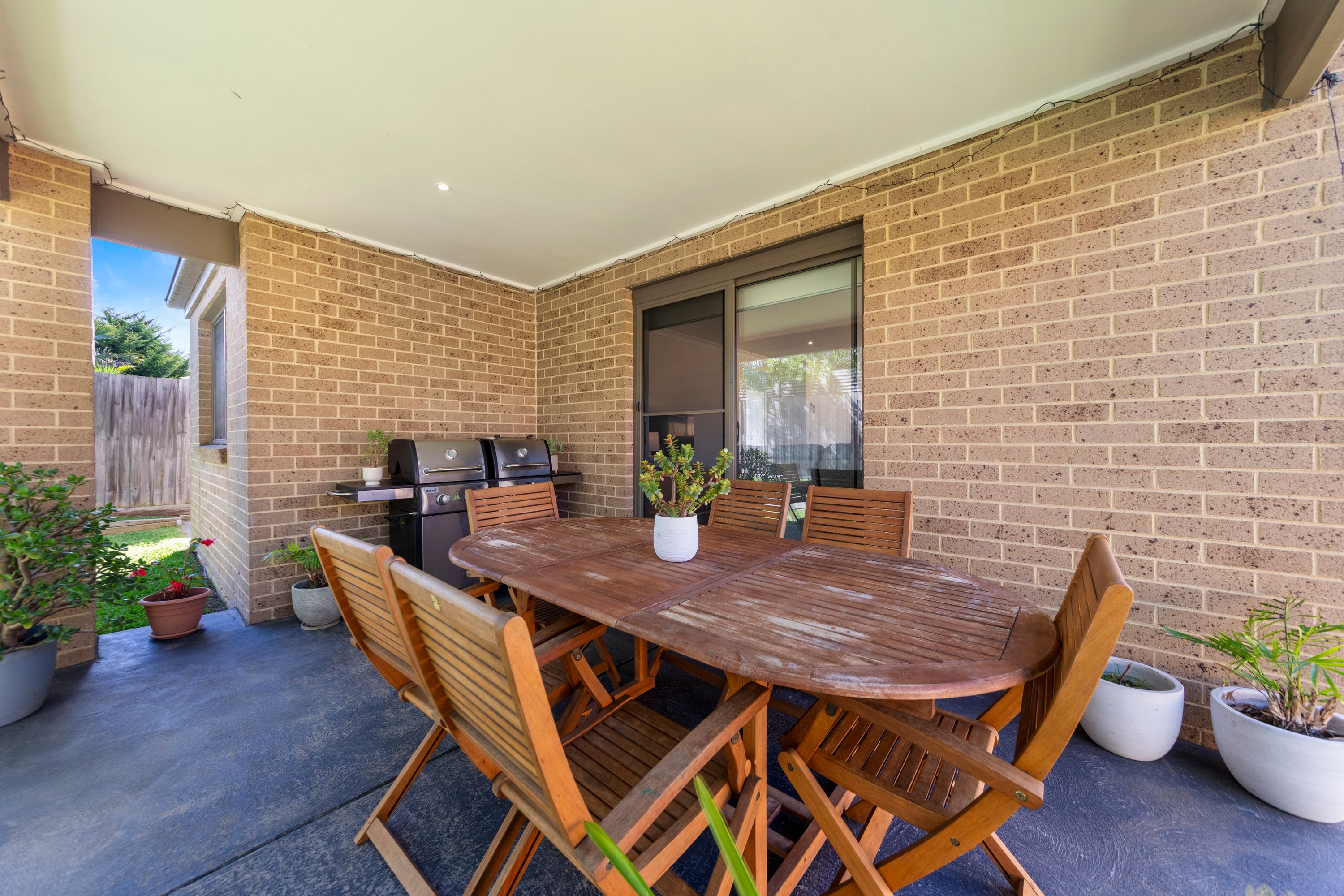 16 Shakespeare Court — photo 19 of 28