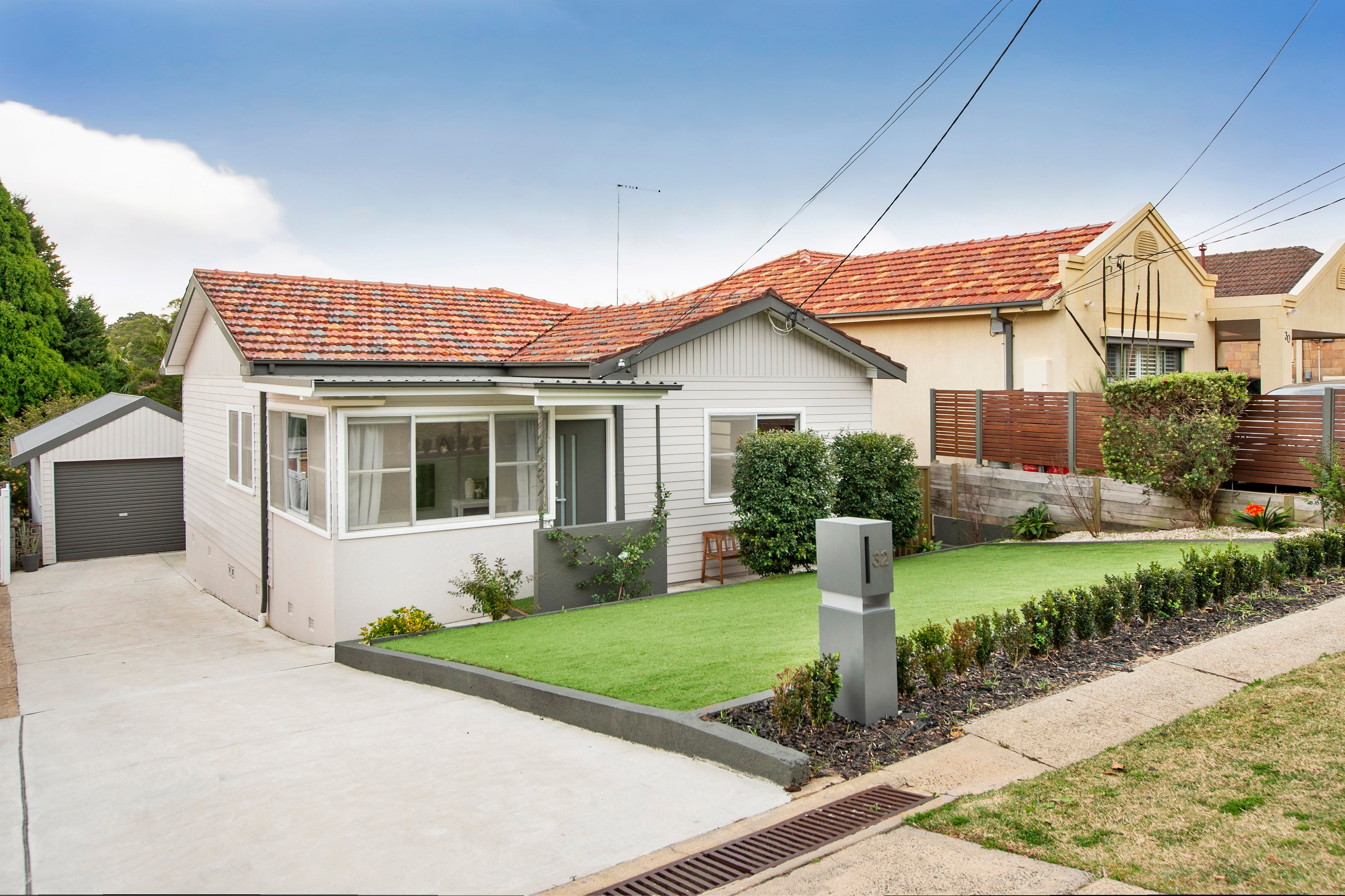 32 Glen Road