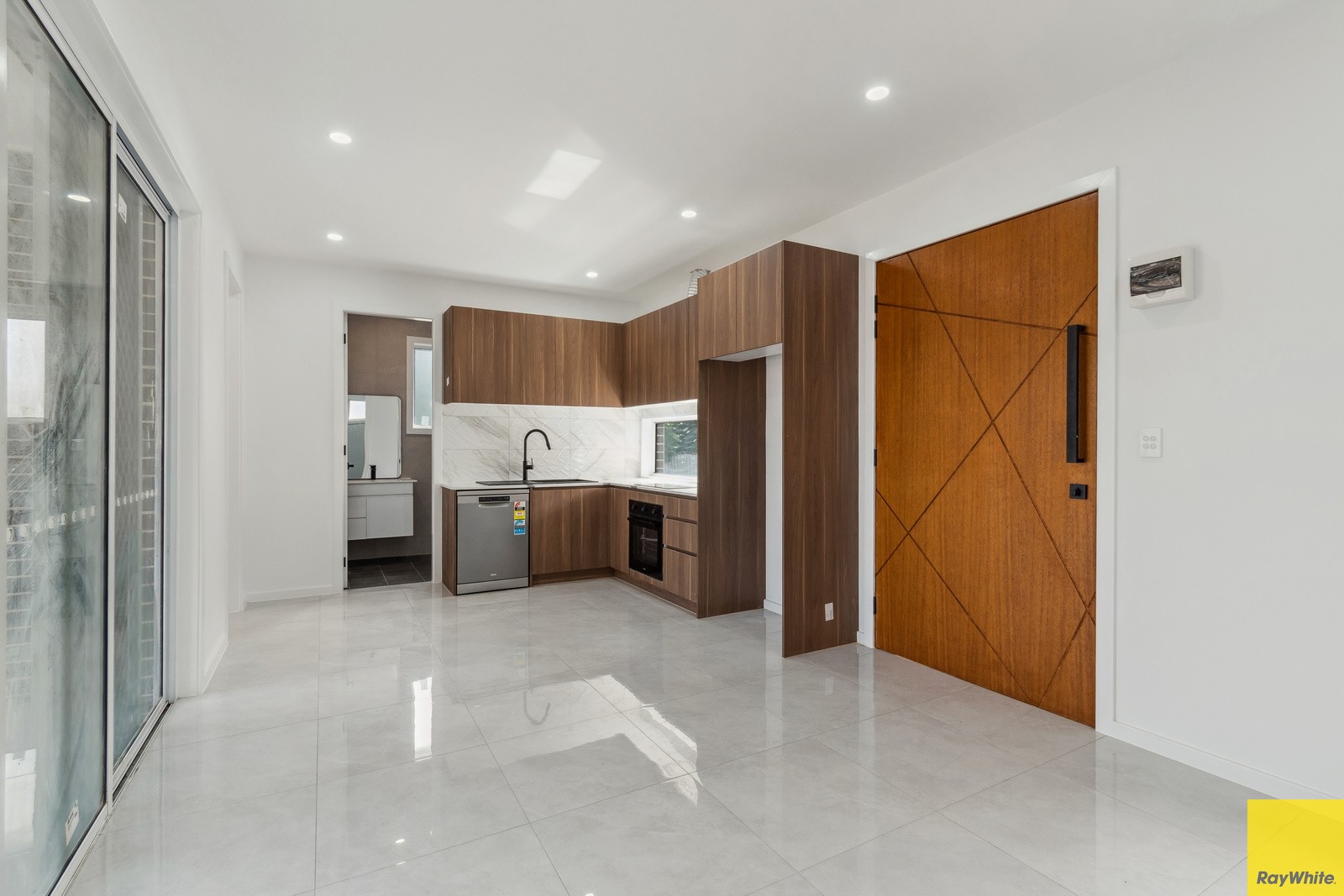 348a Princes Highway, Dapto, NSW 2530