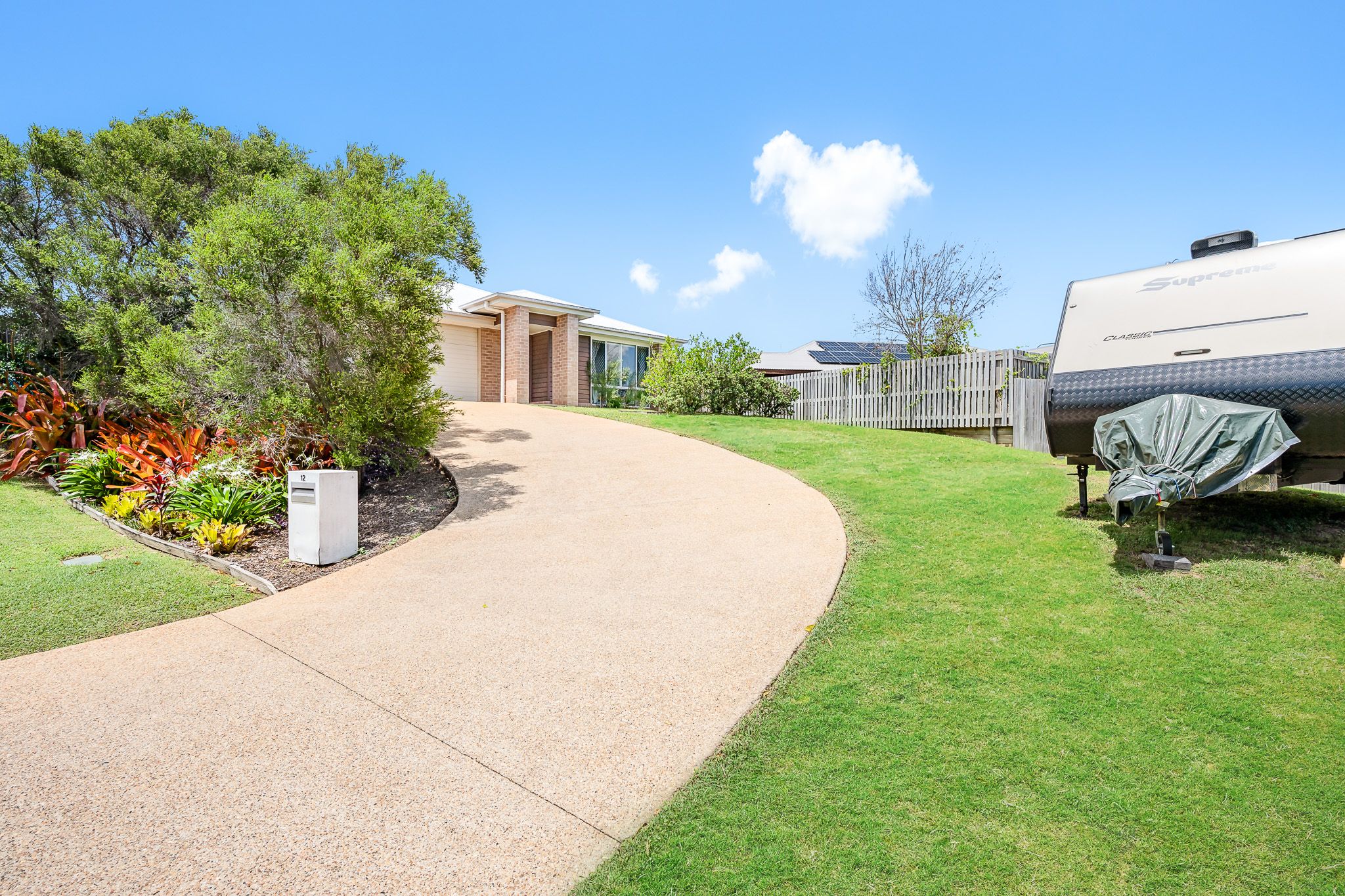 12 Isla Court, New Auckland, QLD 4680