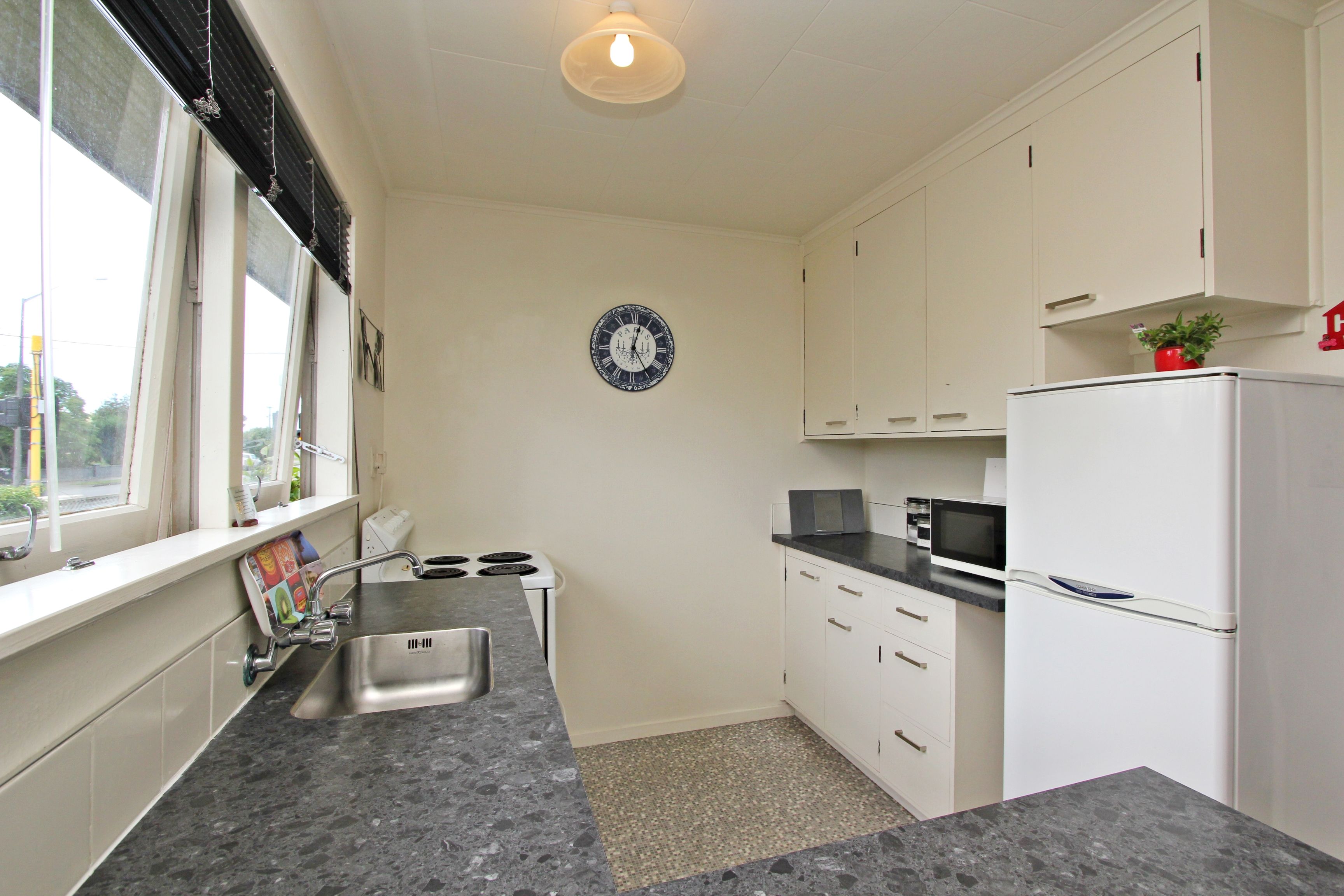29 Meeanee Road, Taradale, Napier City
