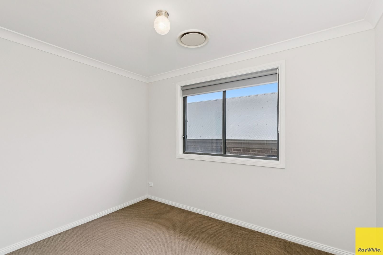 17 Brooks Reach Road — photo 6 of 10